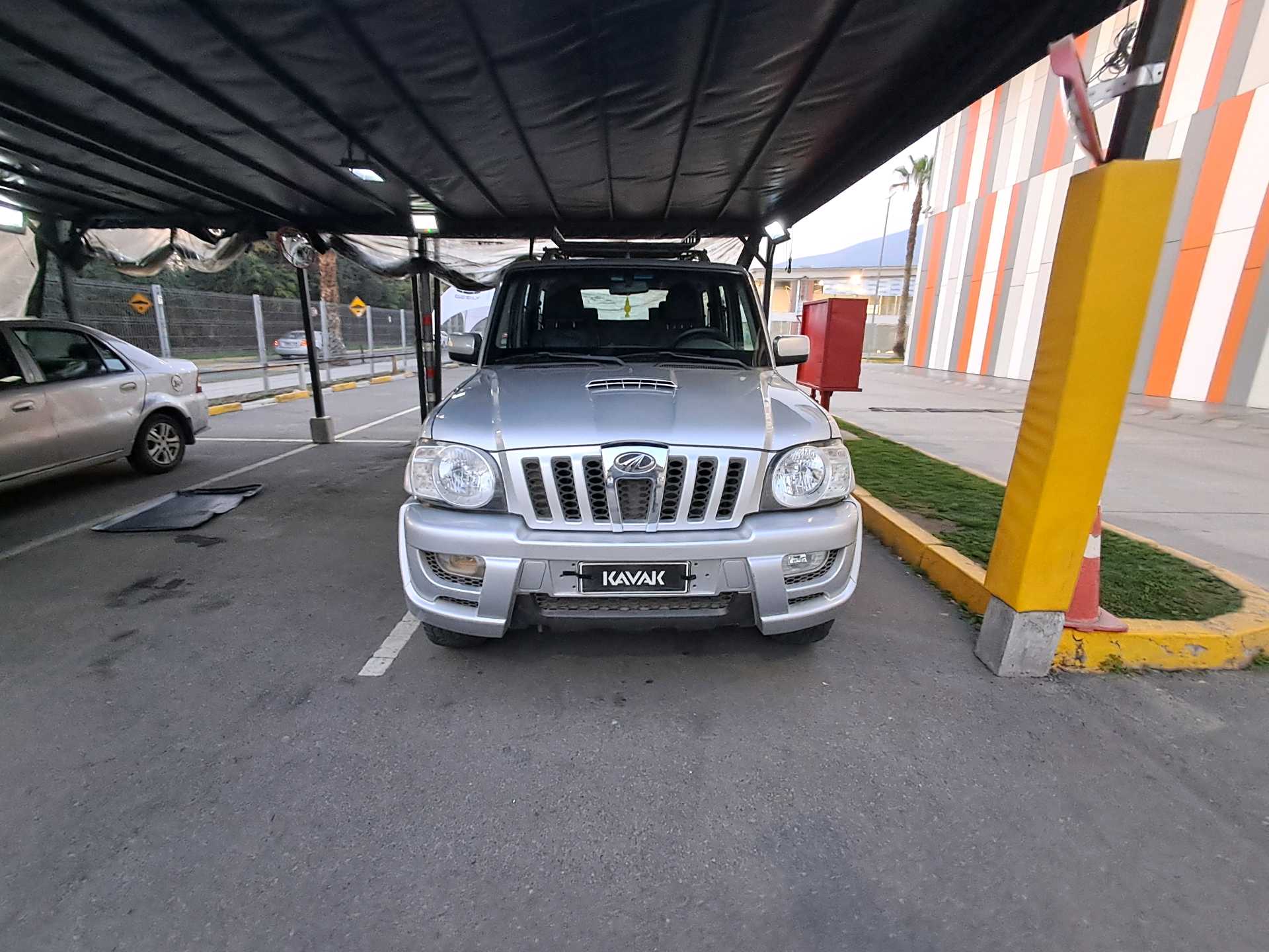 Mahindra Scorpio — foto 2 de 5