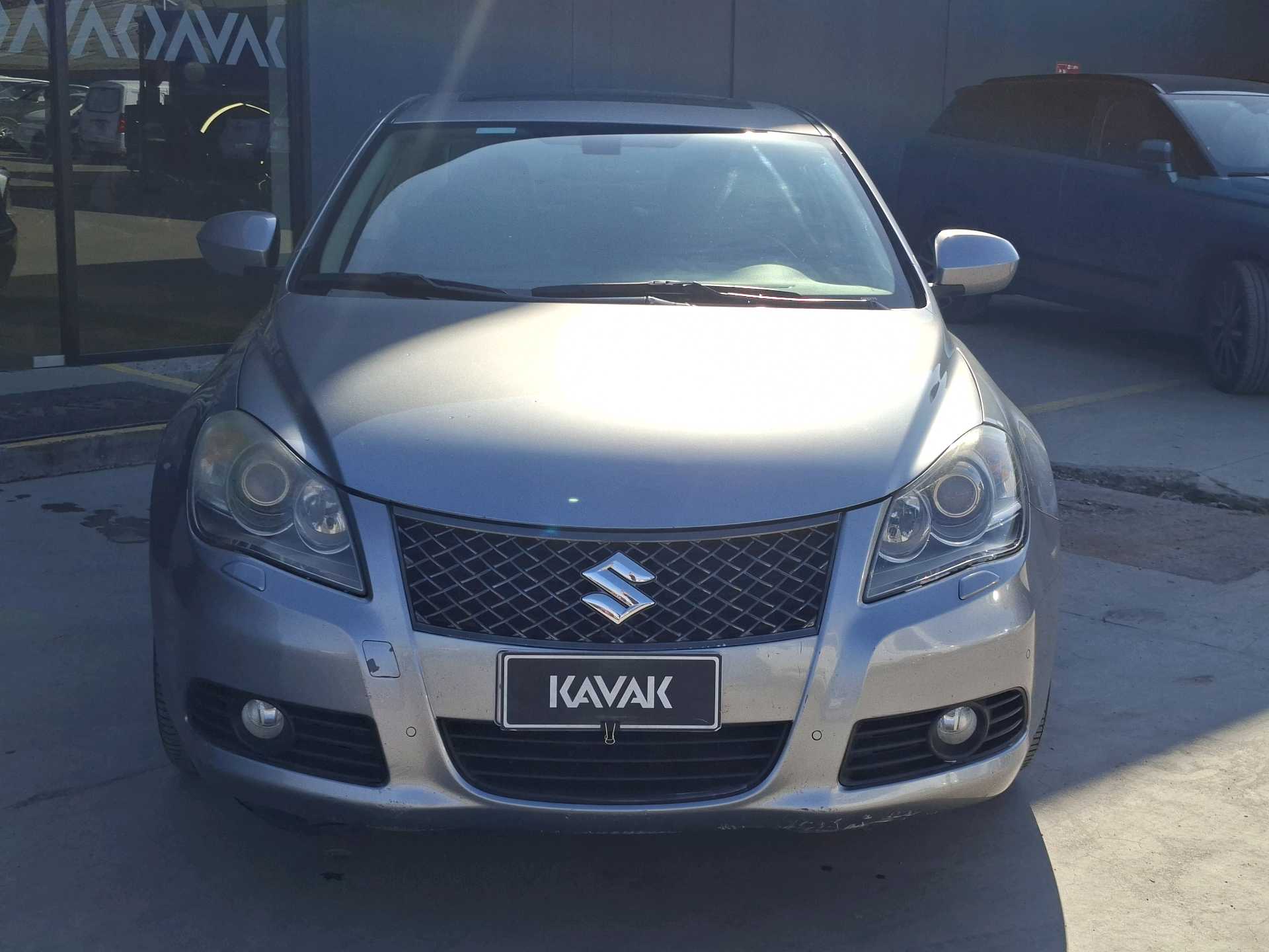 Suzuki Kizashi — foto 2 de 5
