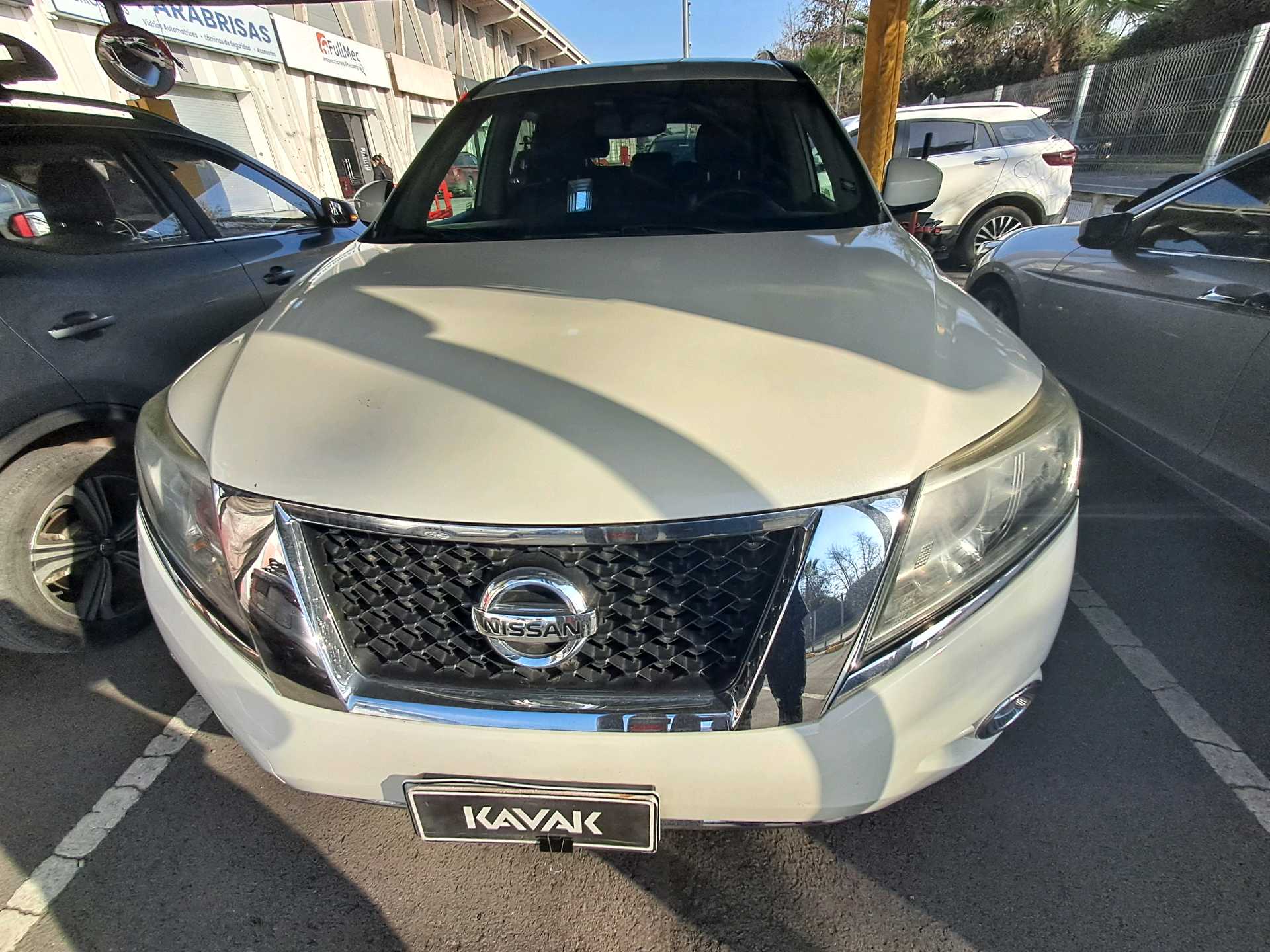 Nissan Pathfinder — foto 2 de 5