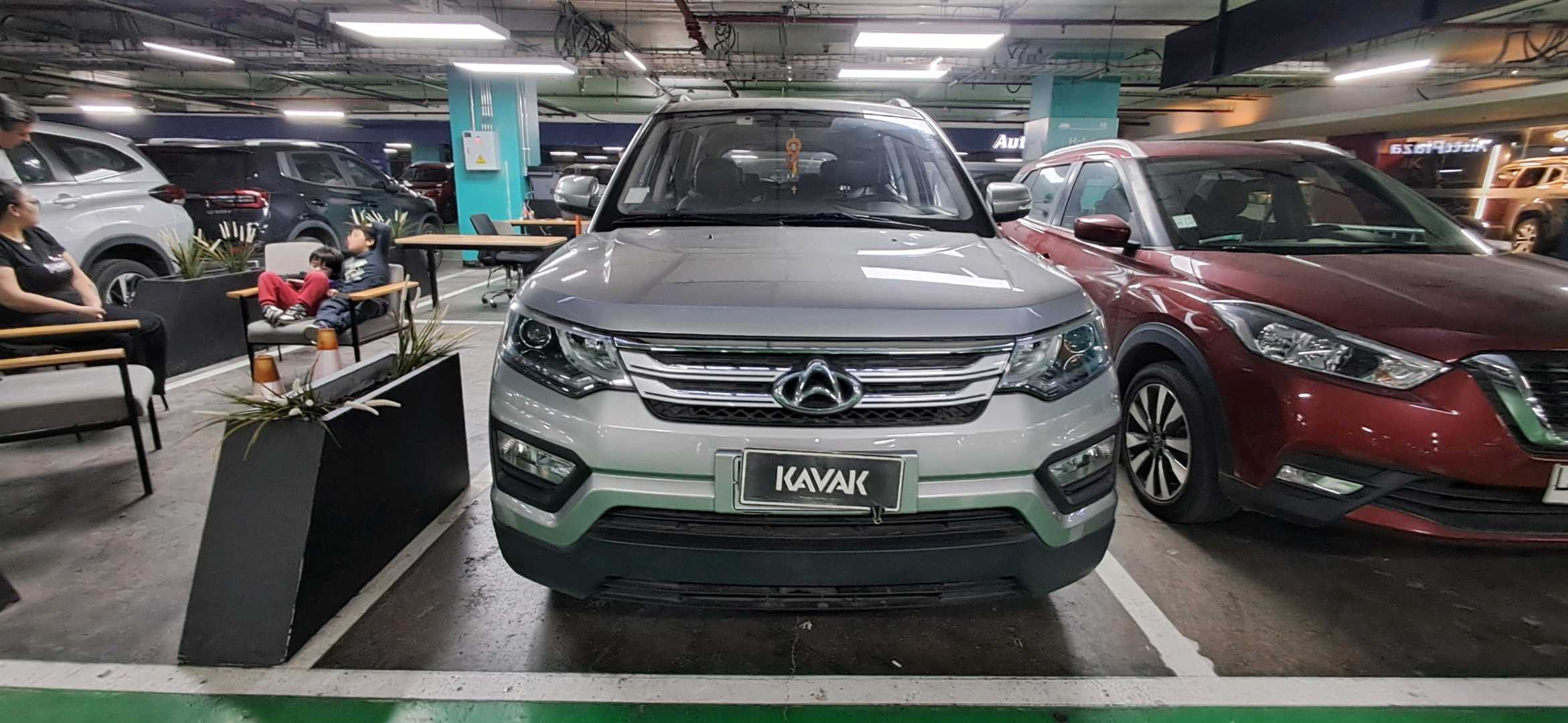 Changan Cx70 — foto 2 de 5