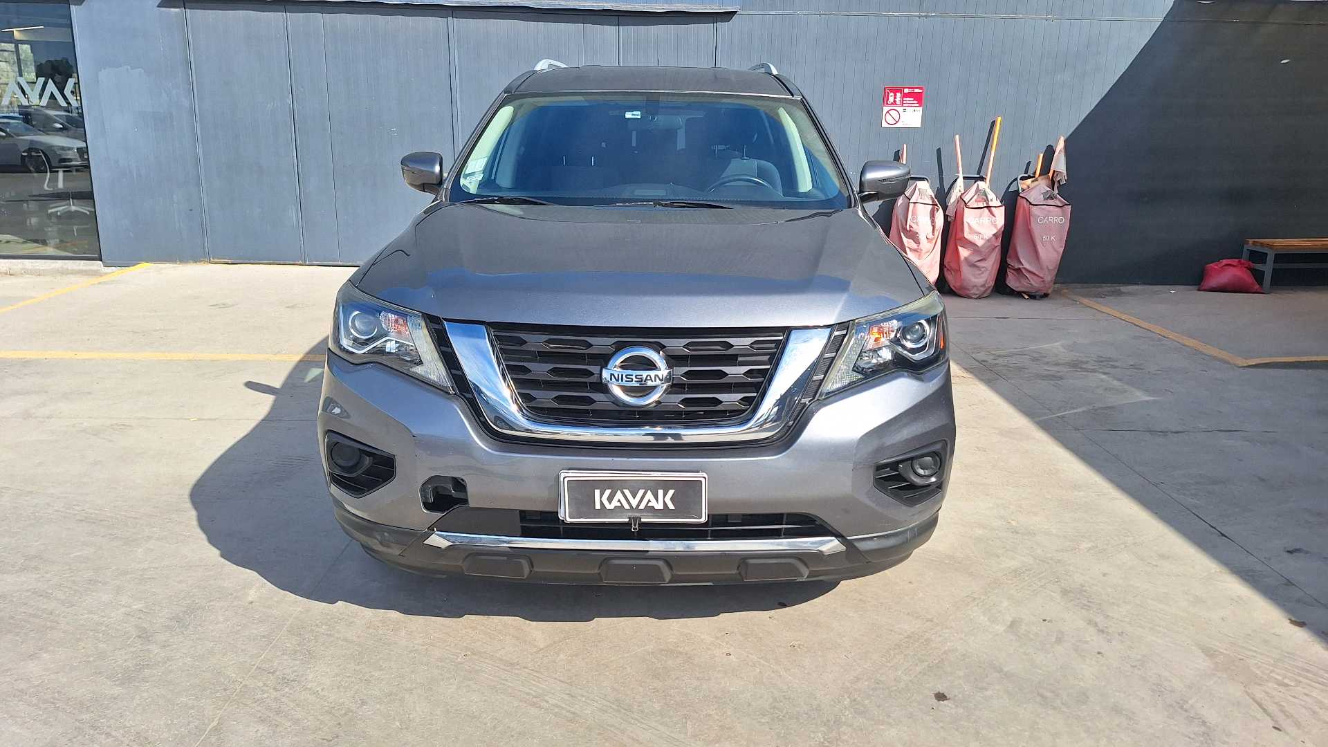 Nissan Pathfinder — foto 2 de 5