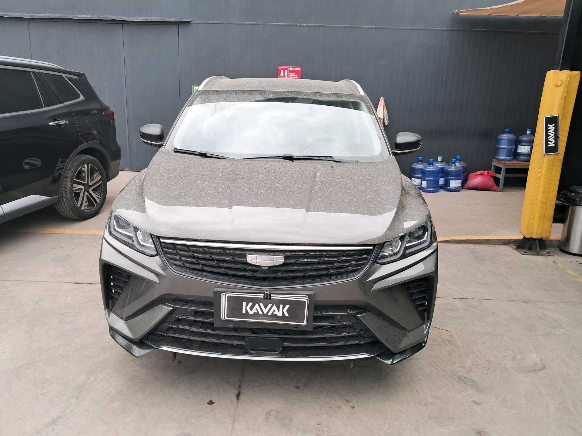 Geely Coolray Lite — foto 2 de 5