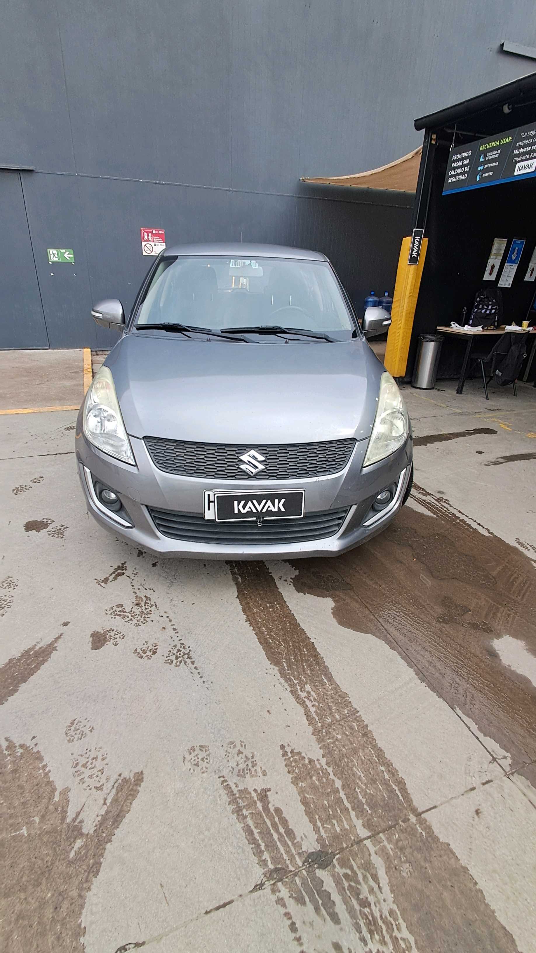 Suzuki Swift — foto 2 de 5