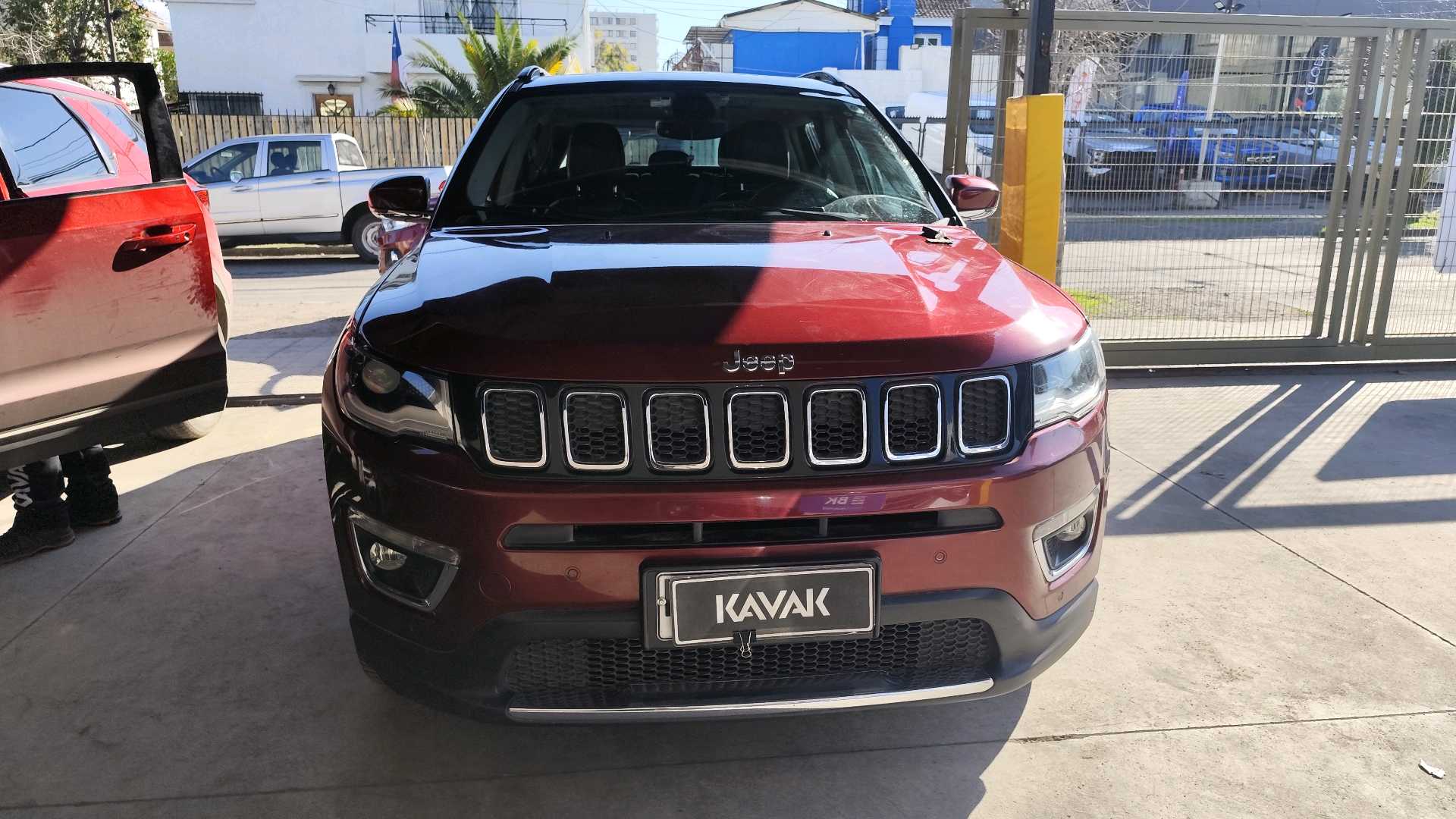 Jeep Compass — foto 2 de 5