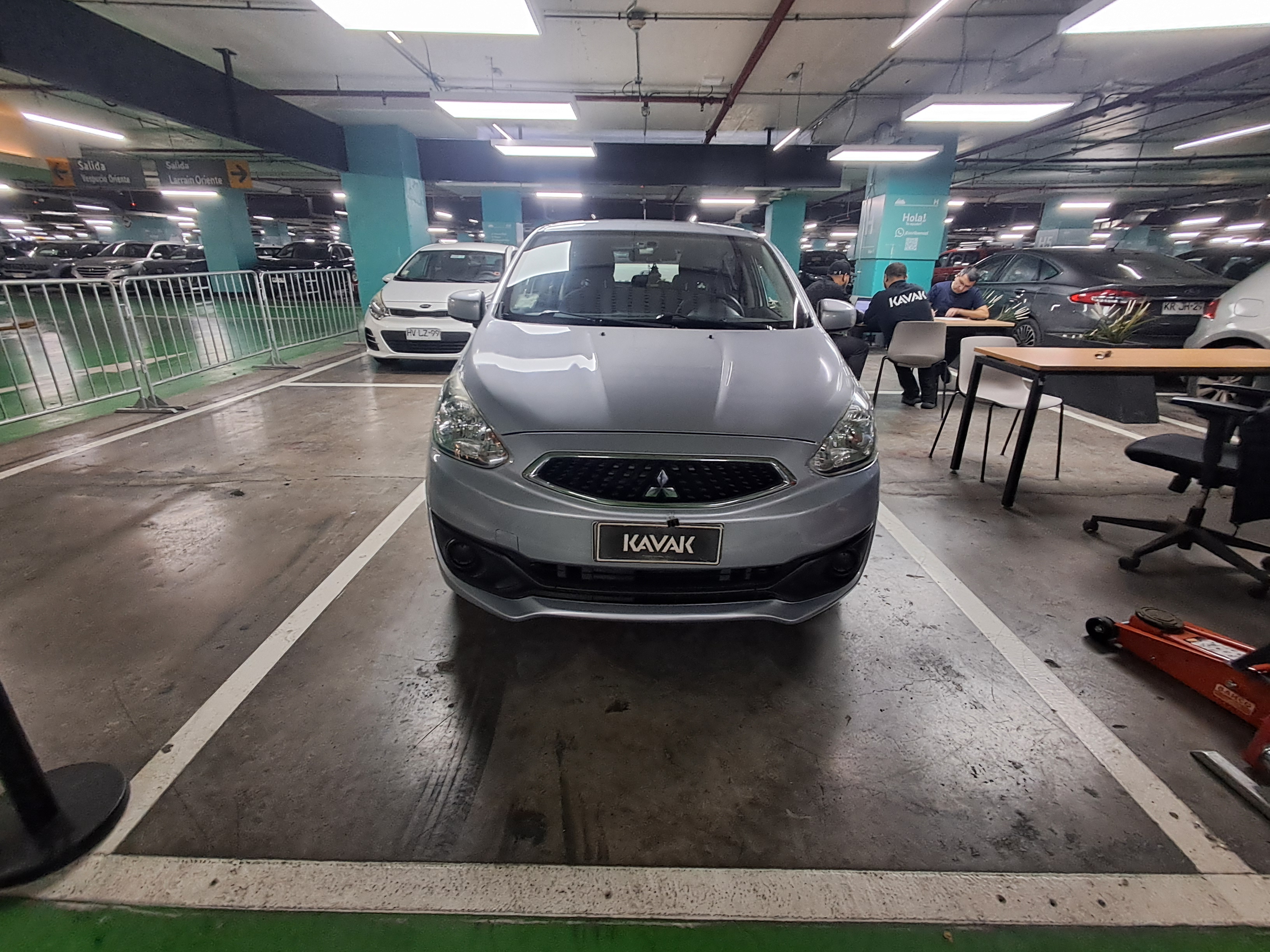 Mitsubishi Mirage — foto 2 de 5