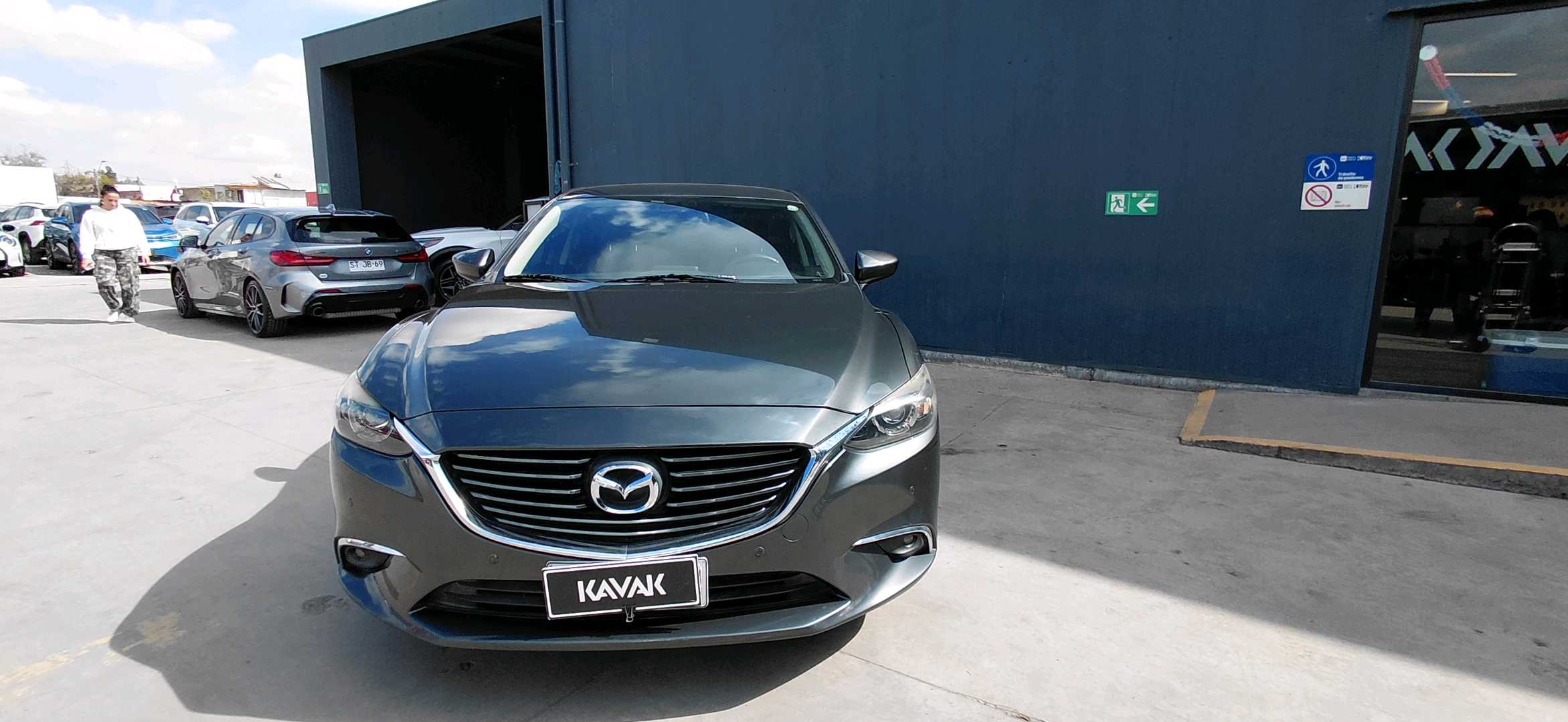Mazda 6 — foto 2 de 5