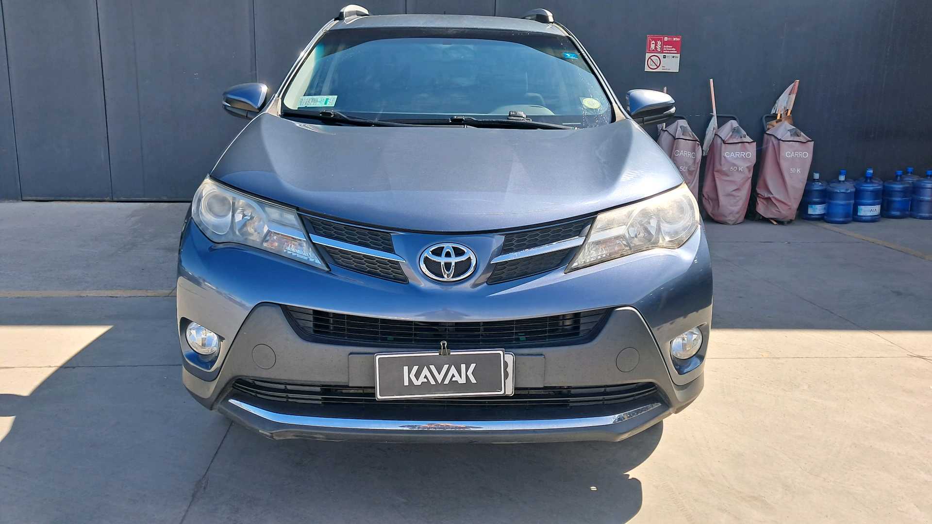 Toyota RAV4 — foto 2 de 5