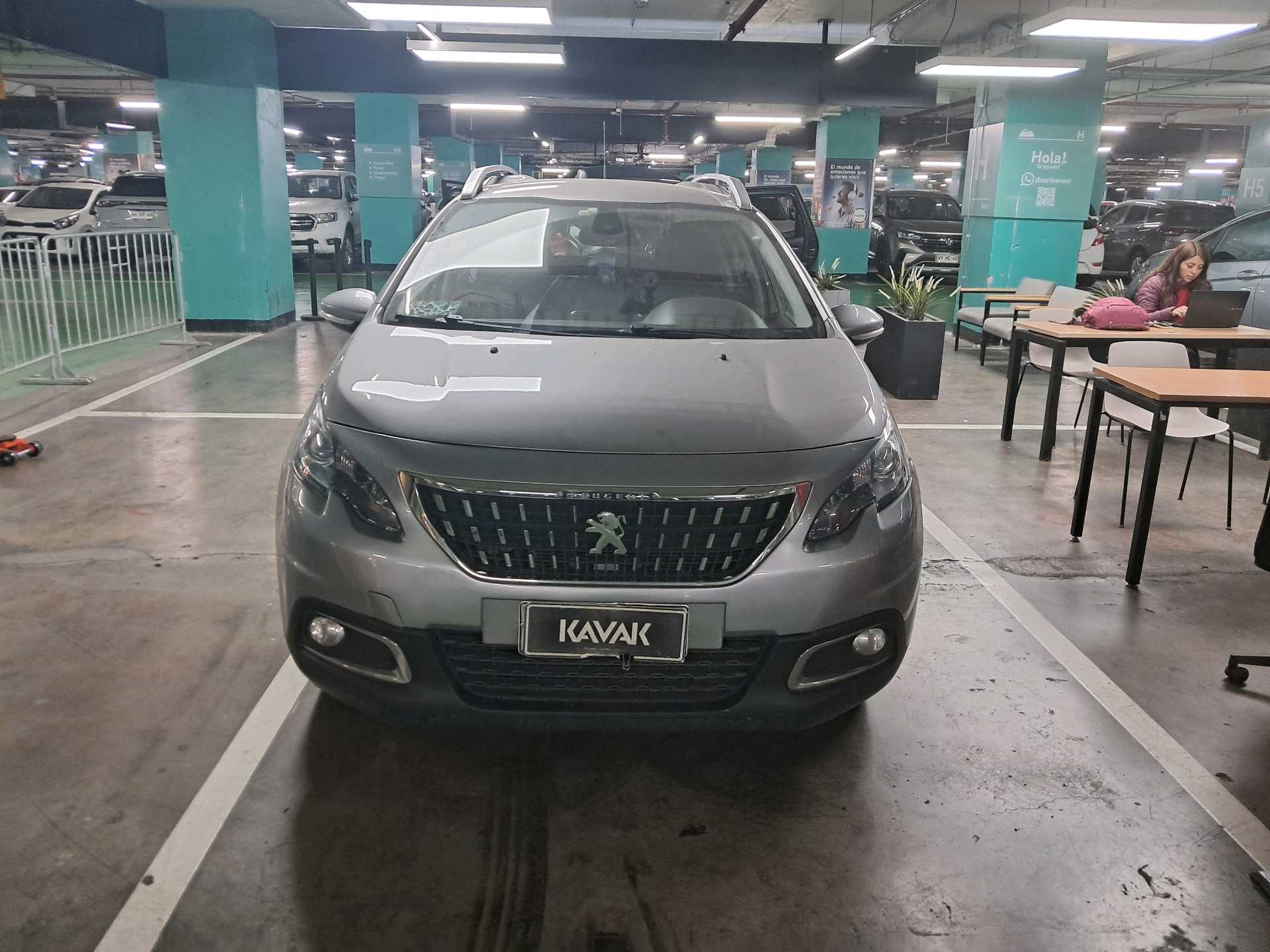 Peugeot 2008 — foto 2 de 5
