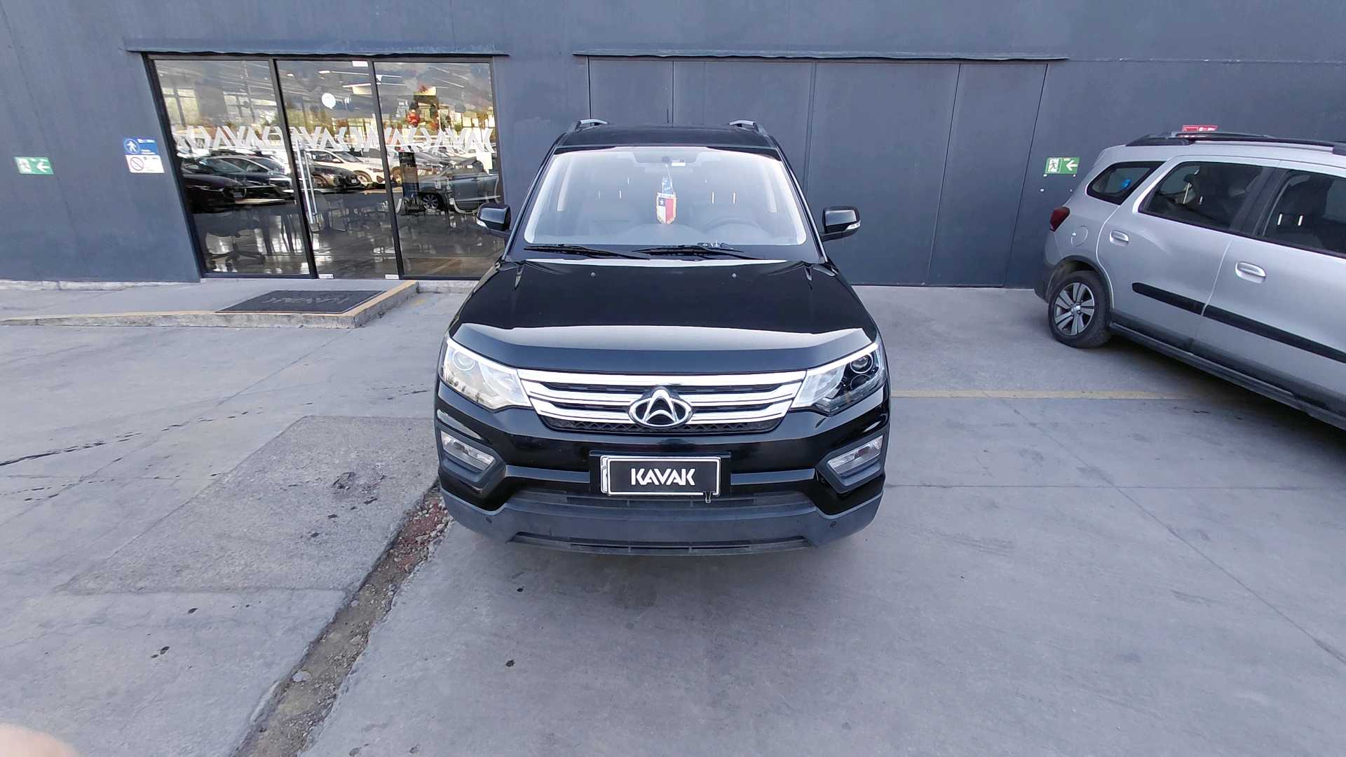 Changan Cx70 — foto 2 de 5