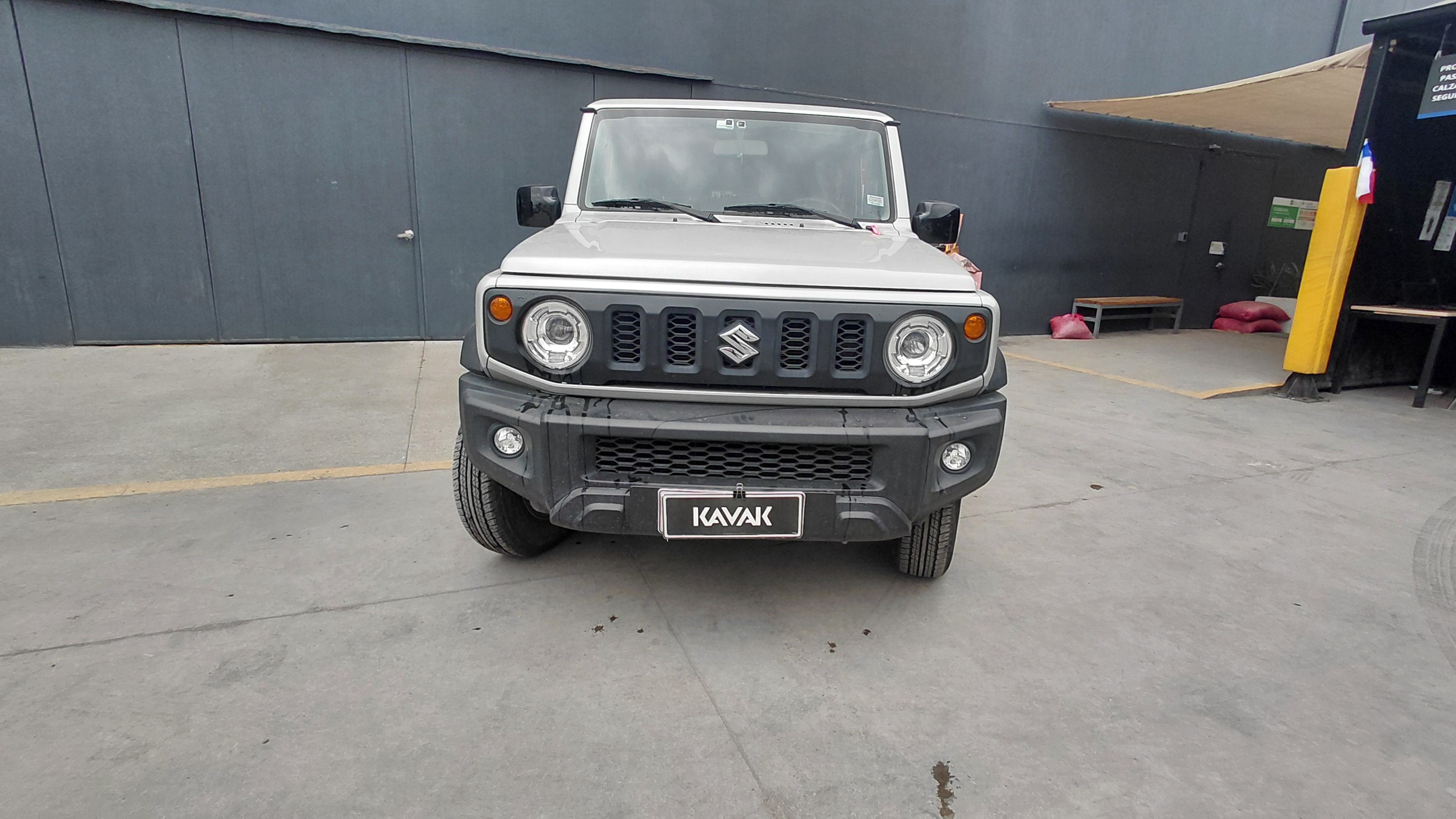 Suzuki Jimny — foto 2 de 5