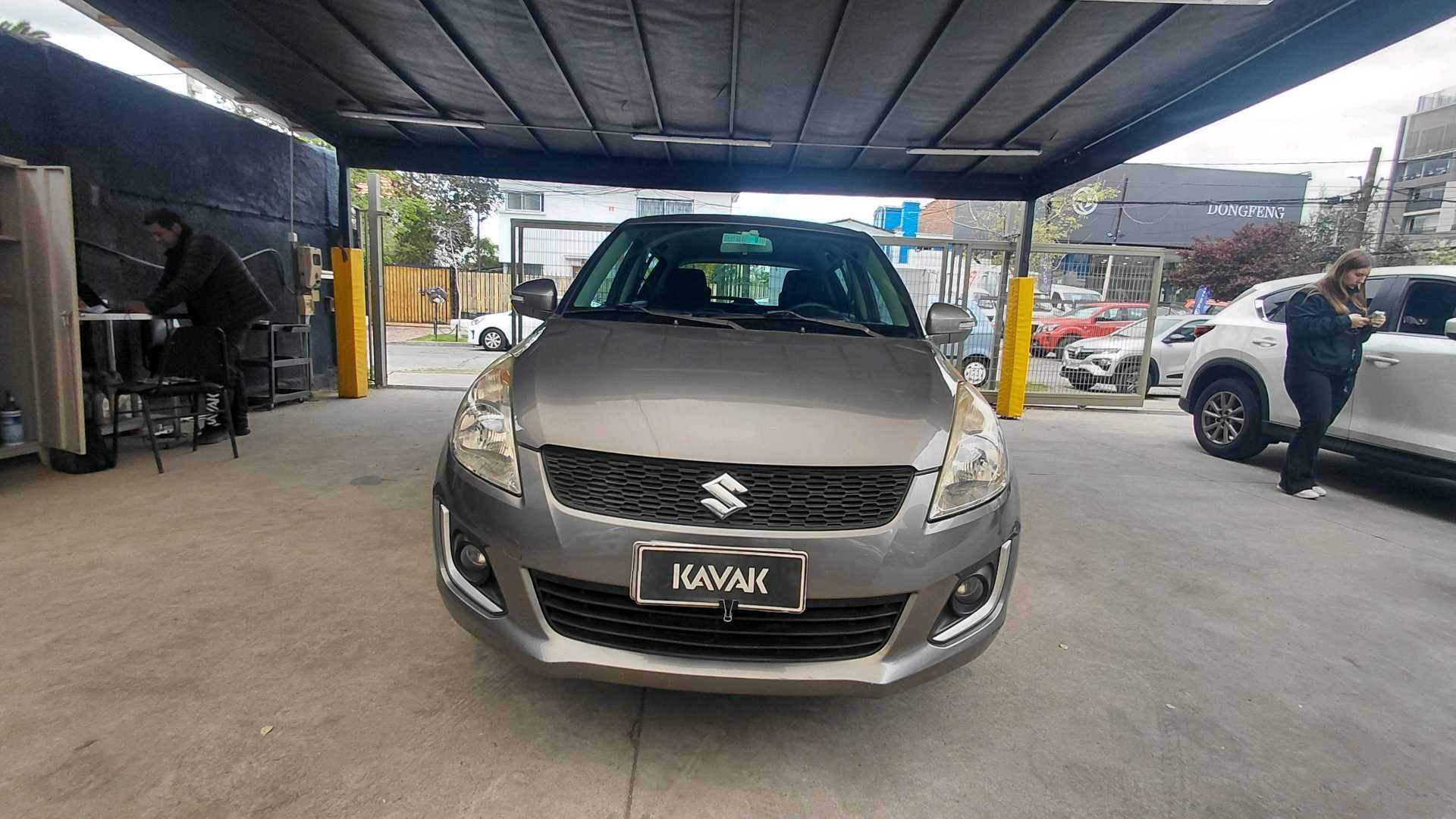 Suzuki Swift — foto 2 de 5