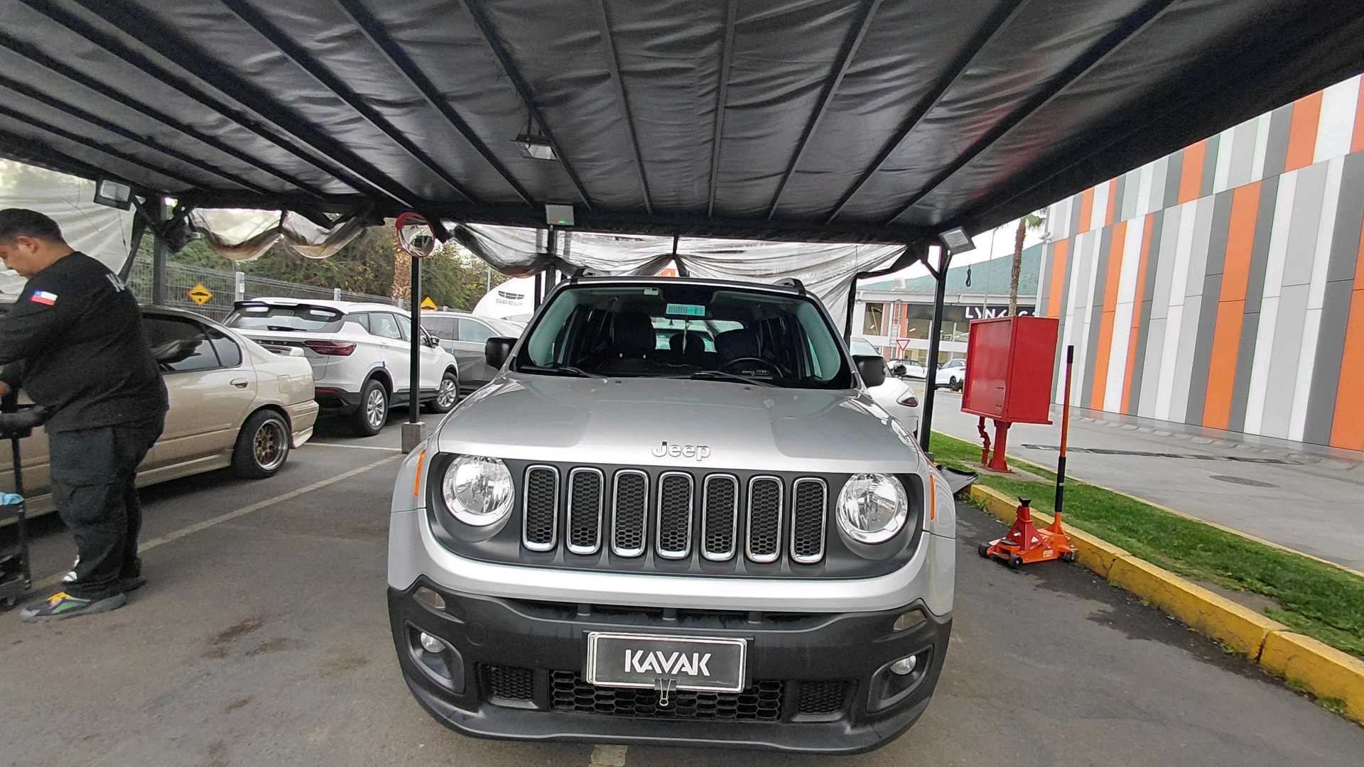 Jeep Renegade — foto 2 de 5