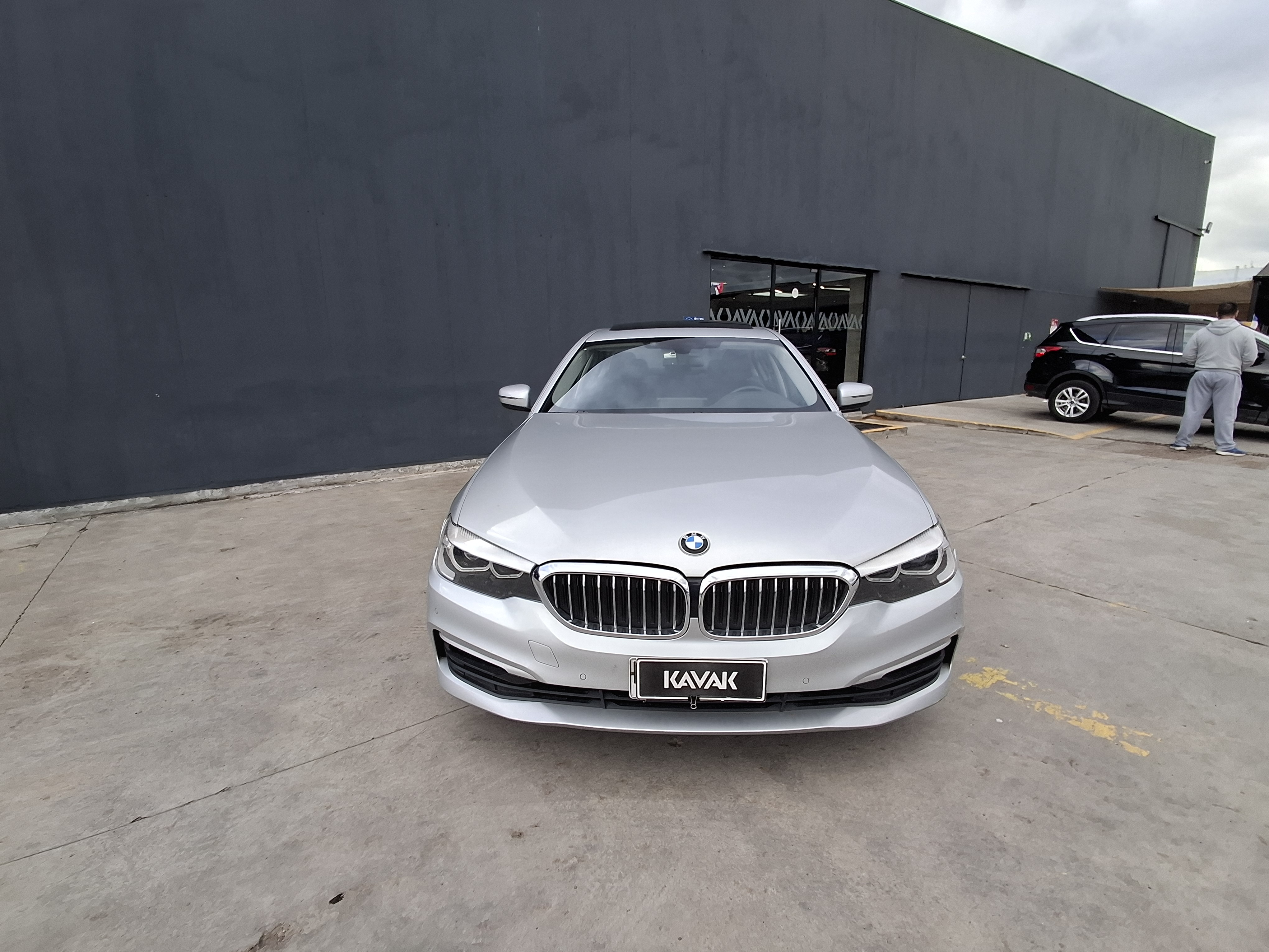BMW Serie 5 — foto 2 de 5