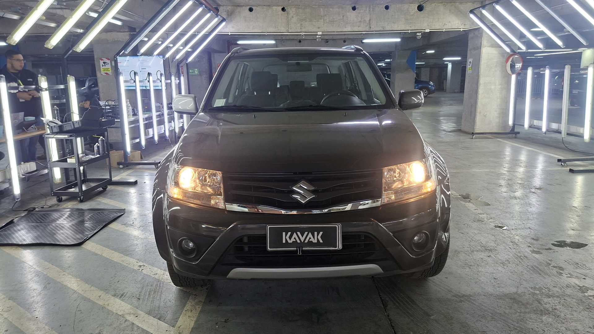 Suzuki Grandnomade — foto 2 de 5