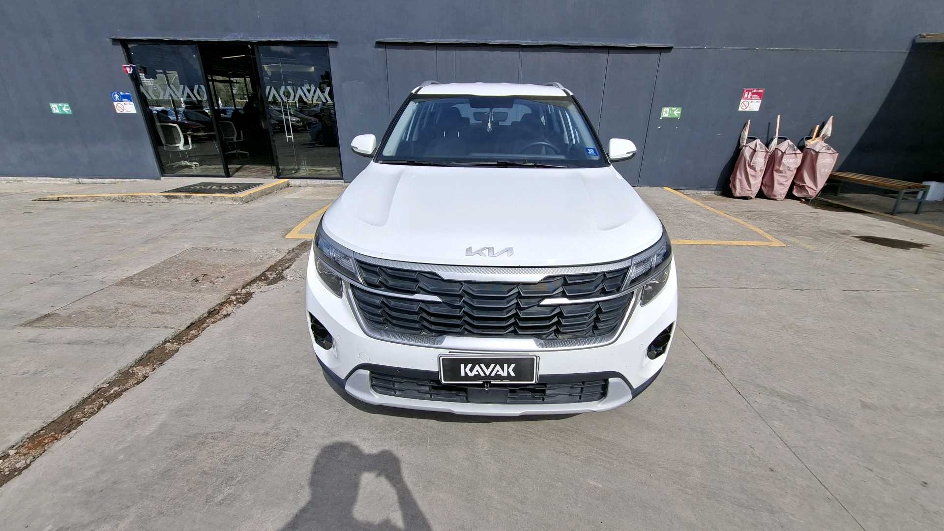 KIA Seltos — foto 2 de 5