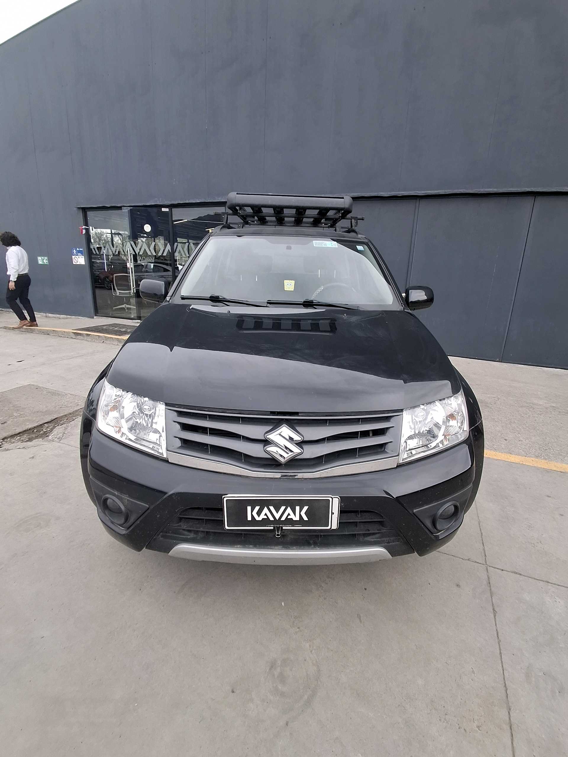Suzuki Grand Vitara — foto 2 de 5