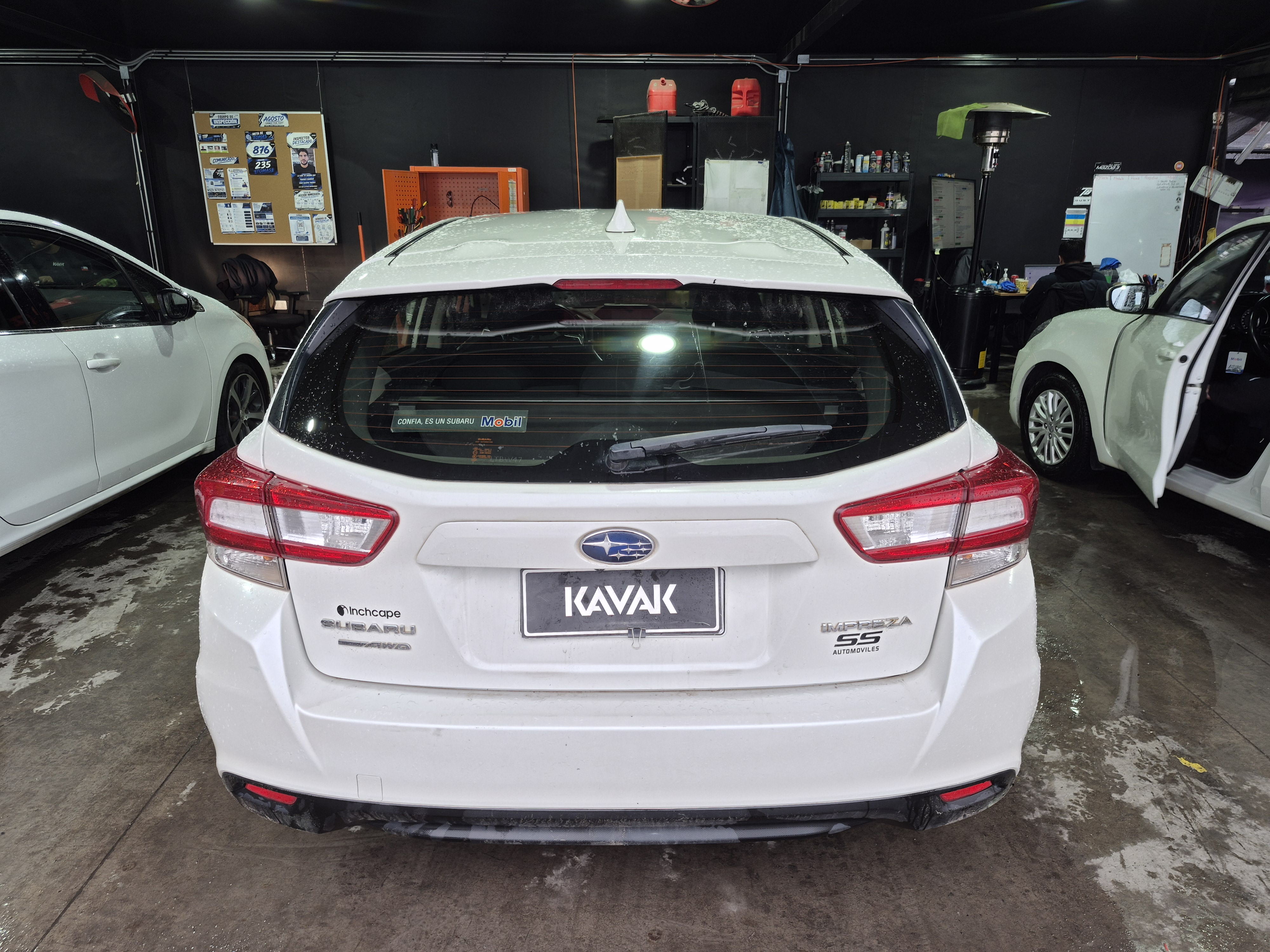 Subaru Impreza — foto 4 de 5