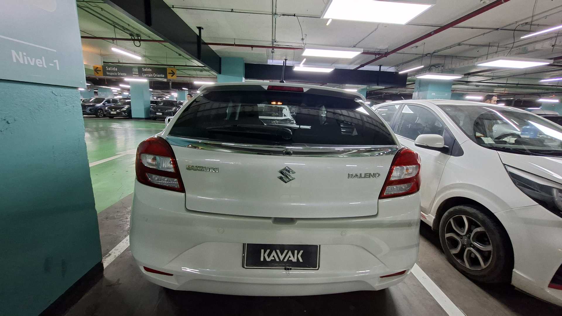 Suzuki Baleno — foto 4 de 5