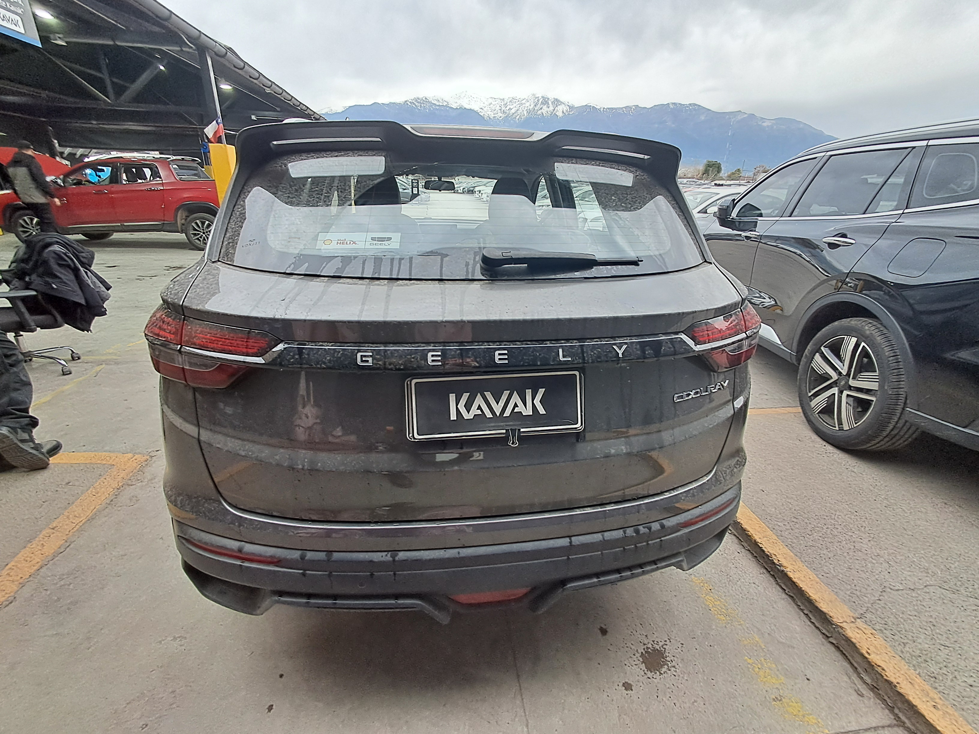 Geely Coolray Lite — foto 4 de 5