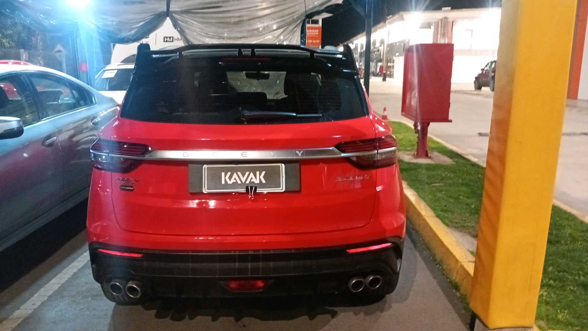 Geely Coolray — foto 4 de 5