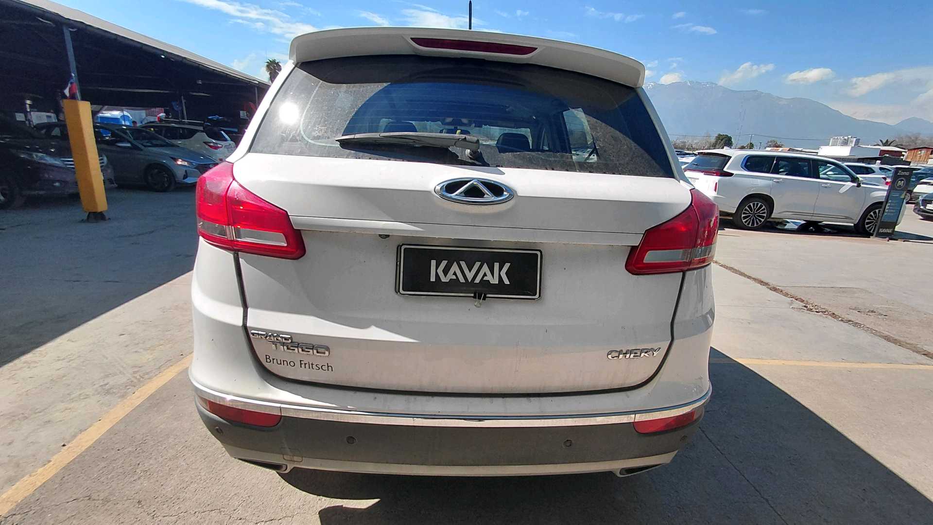 Chery Grand Tiggo — foto 4 de 5