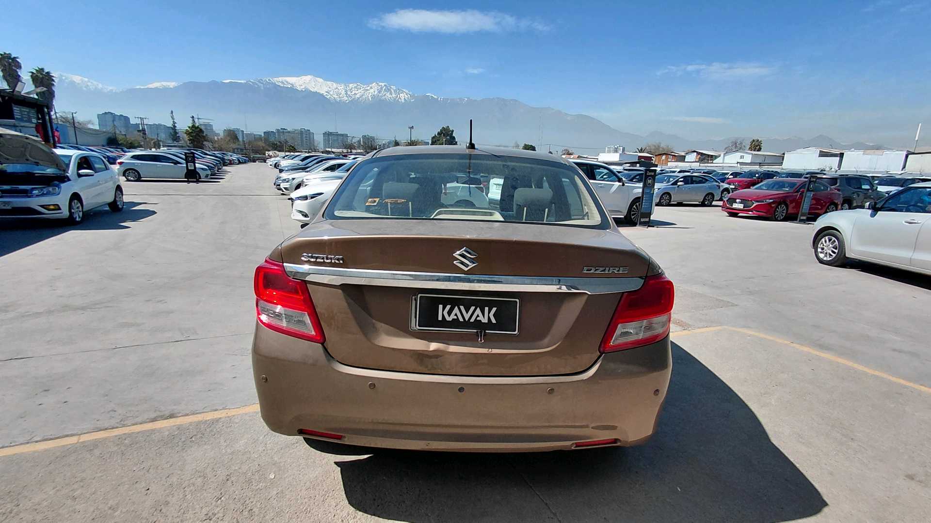 Suzuki Dzire — foto 4 de 5