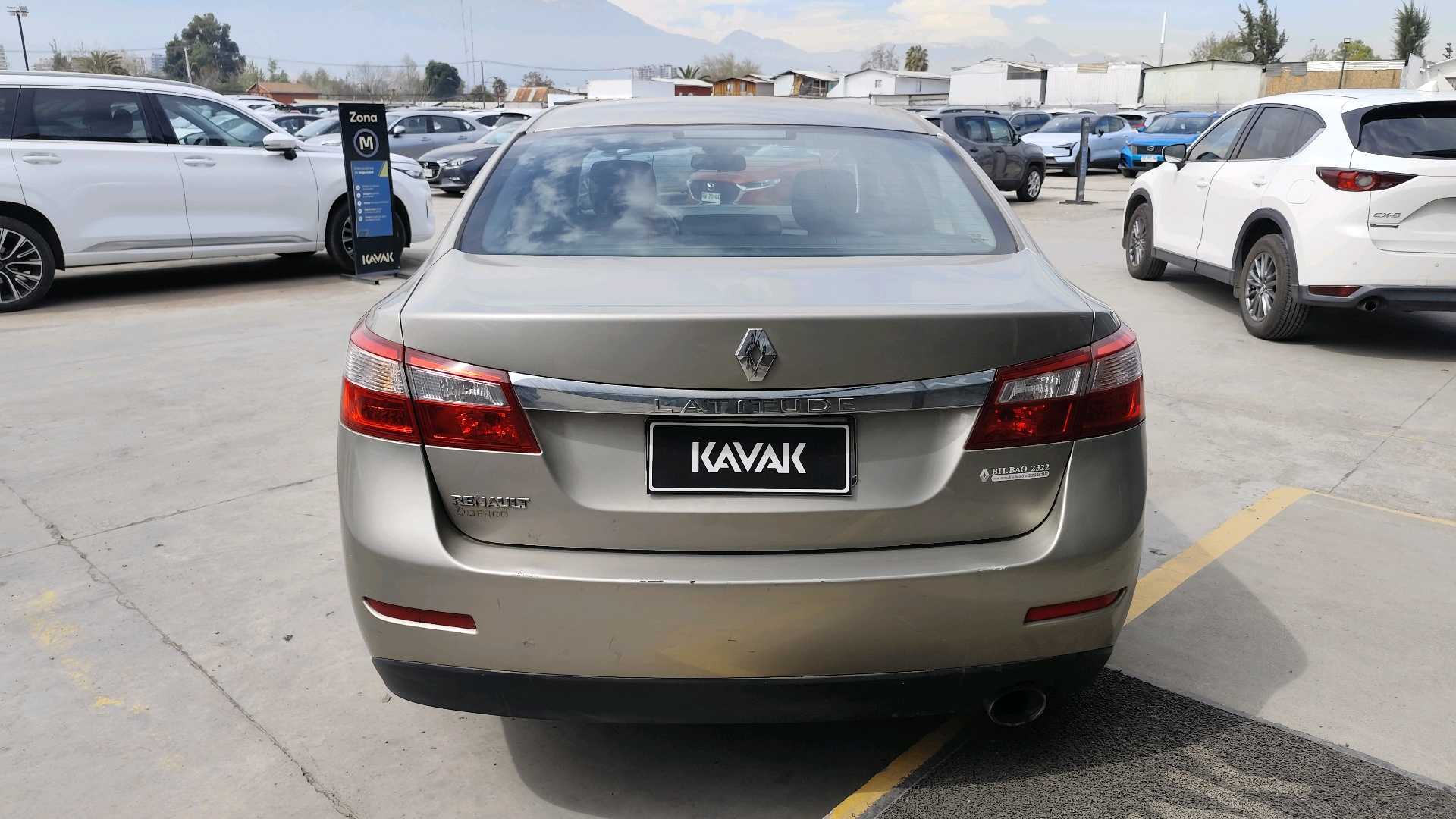 Renault Latitude — foto 4 de 5