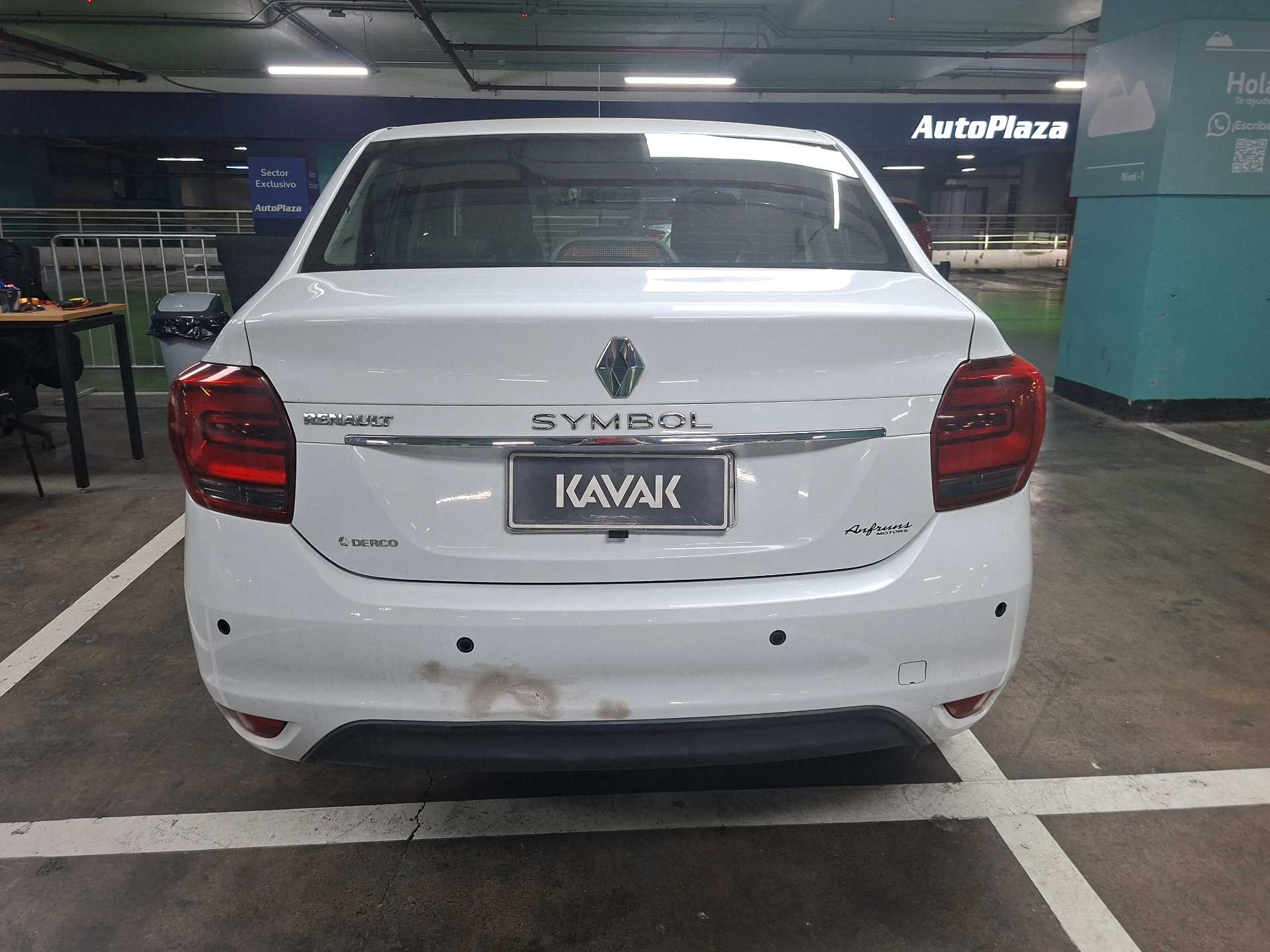 Renault Symbol — foto 4 de 5