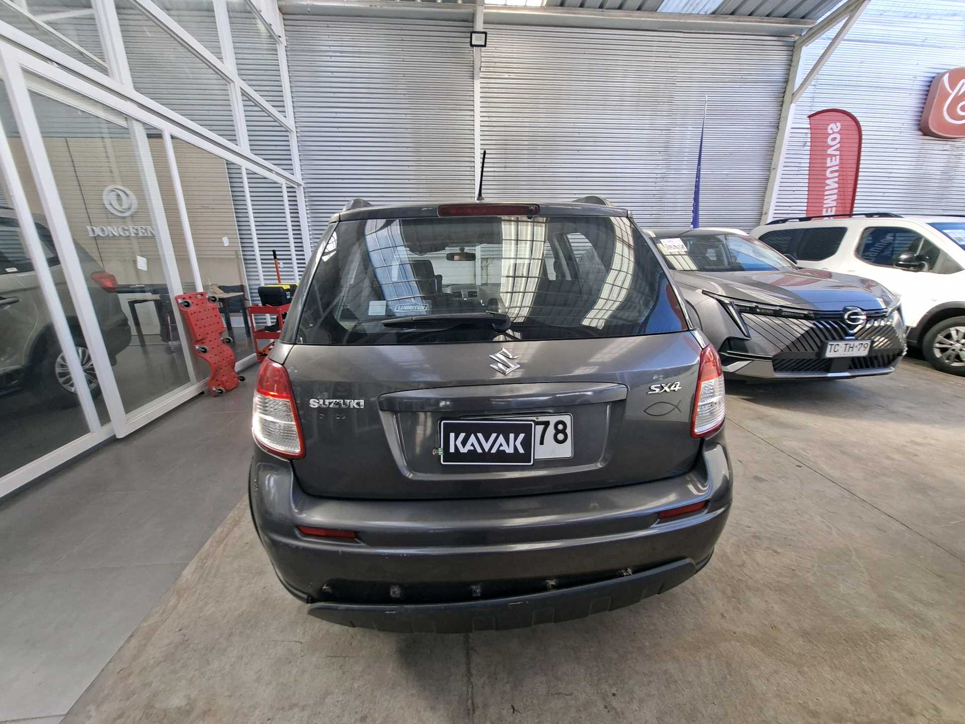 Suzuki Sx4 — foto 4 de 5