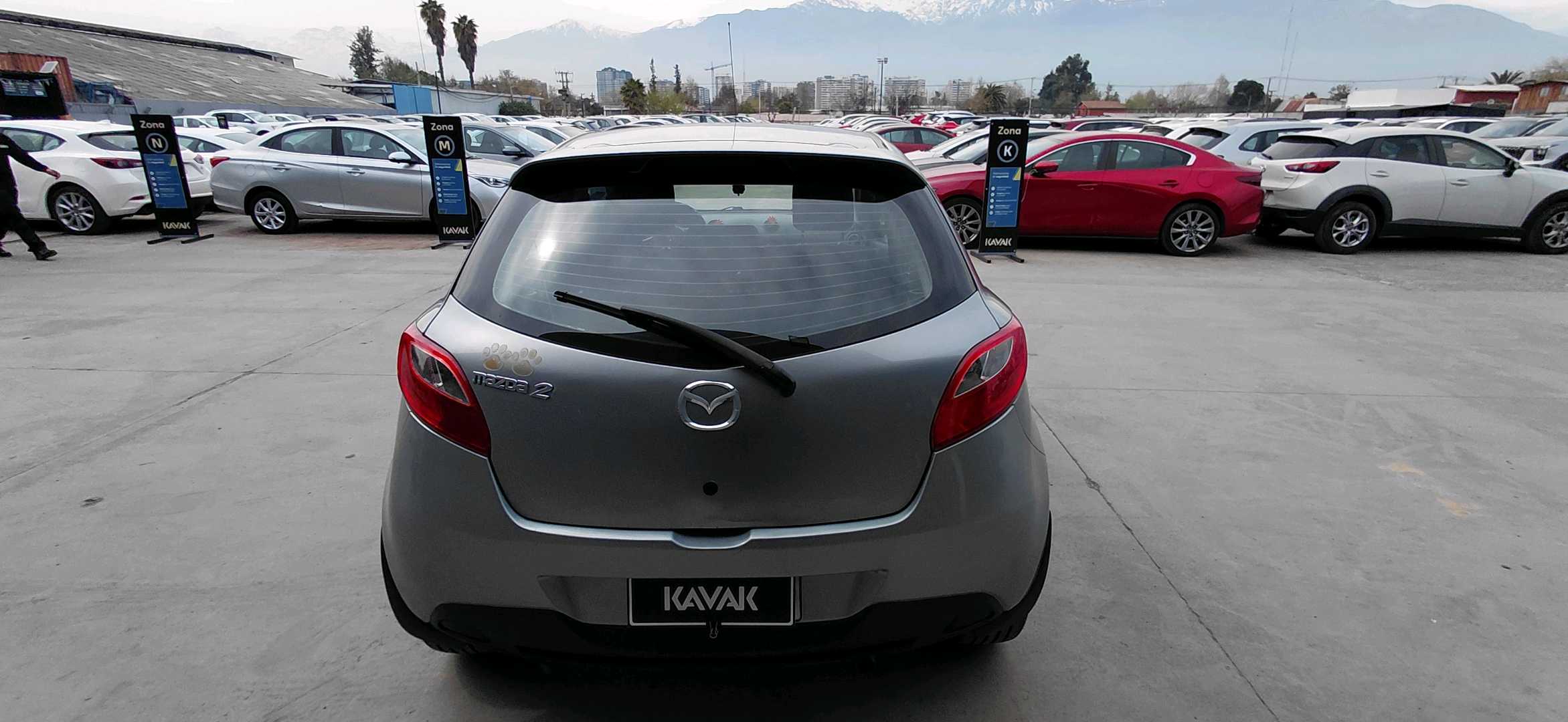 Mazda 2 — foto 4 de 5