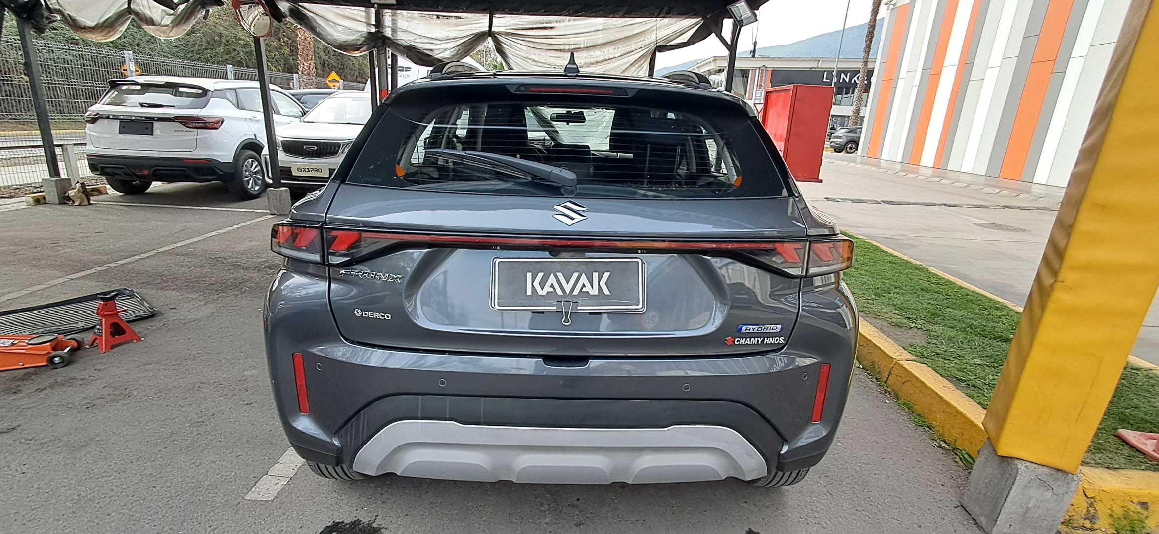 Suzuki Fronx — foto 4 de 5