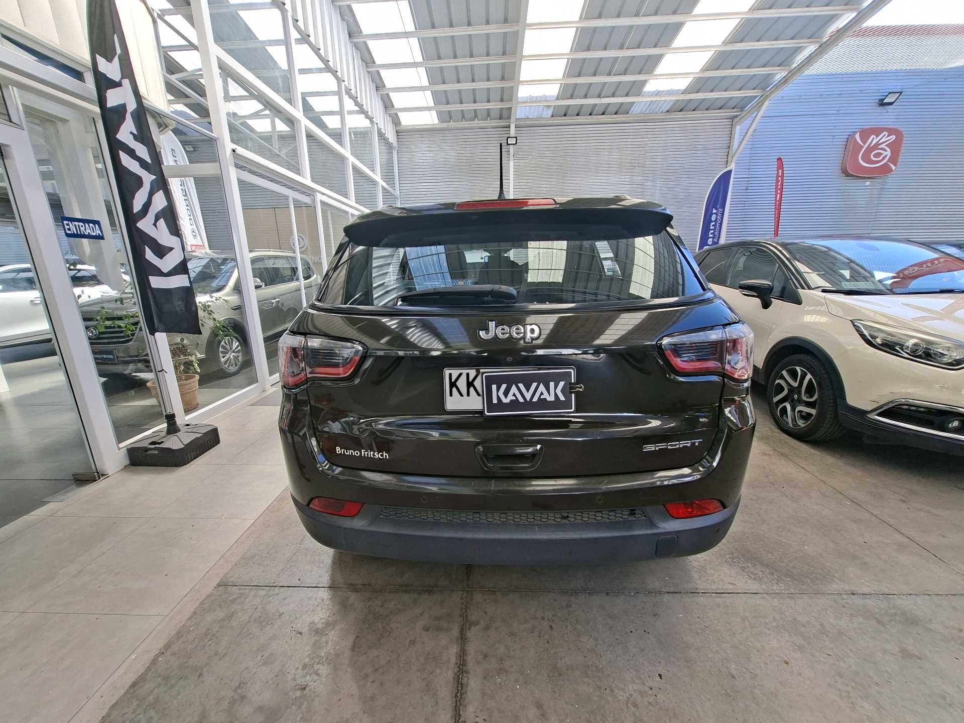Jeep Compass — foto 4 de 5