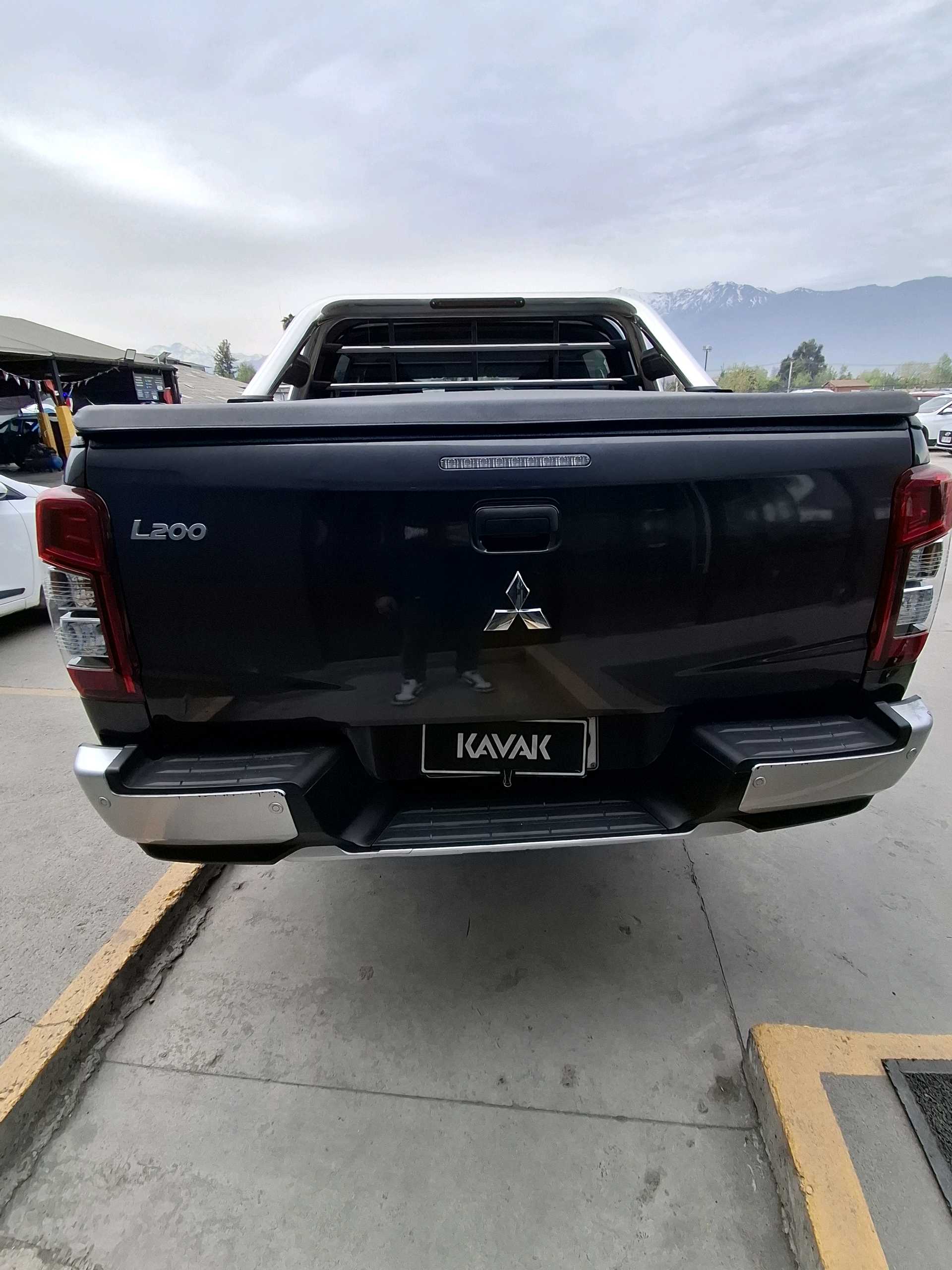 Mitsubishi L200 — foto 4 de 5