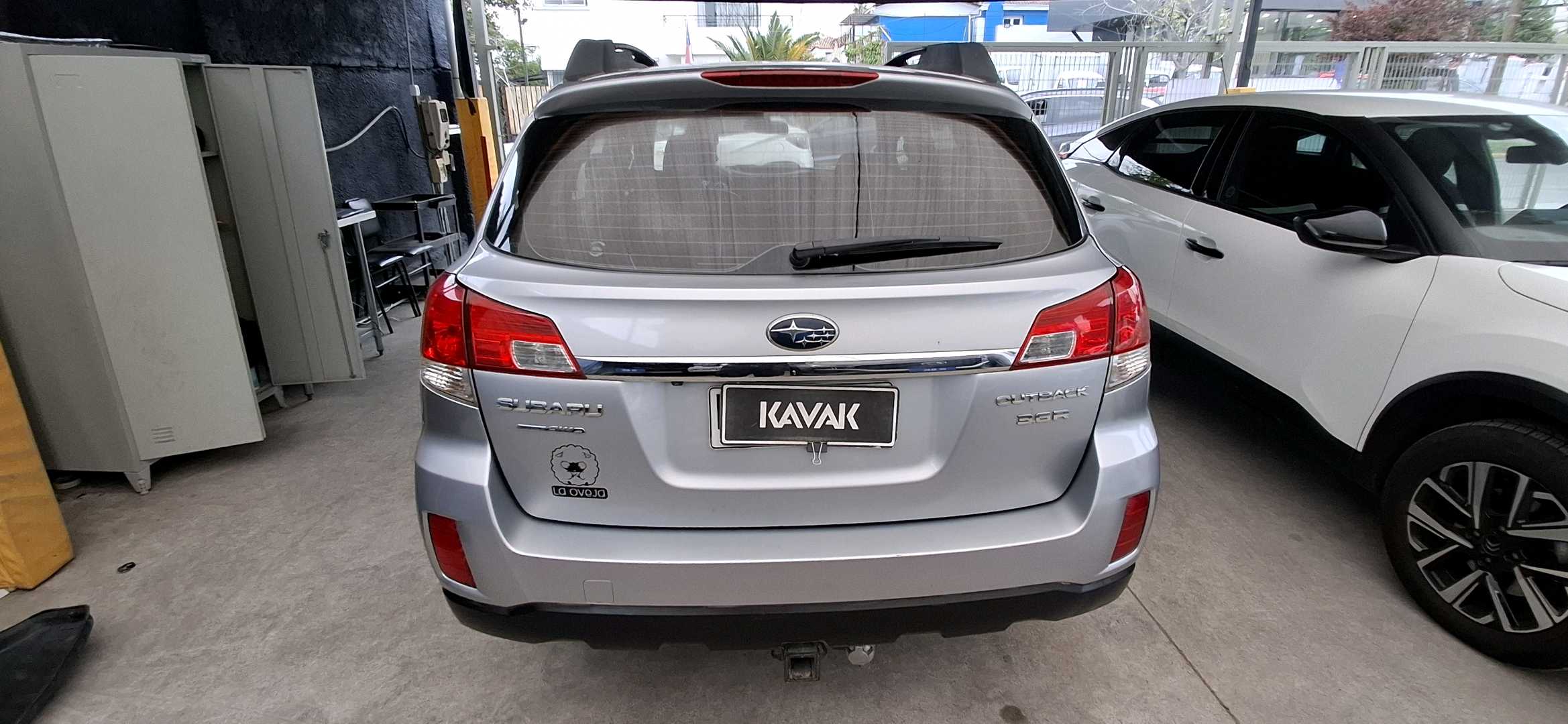 Subaru Outback — foto 4 de 5