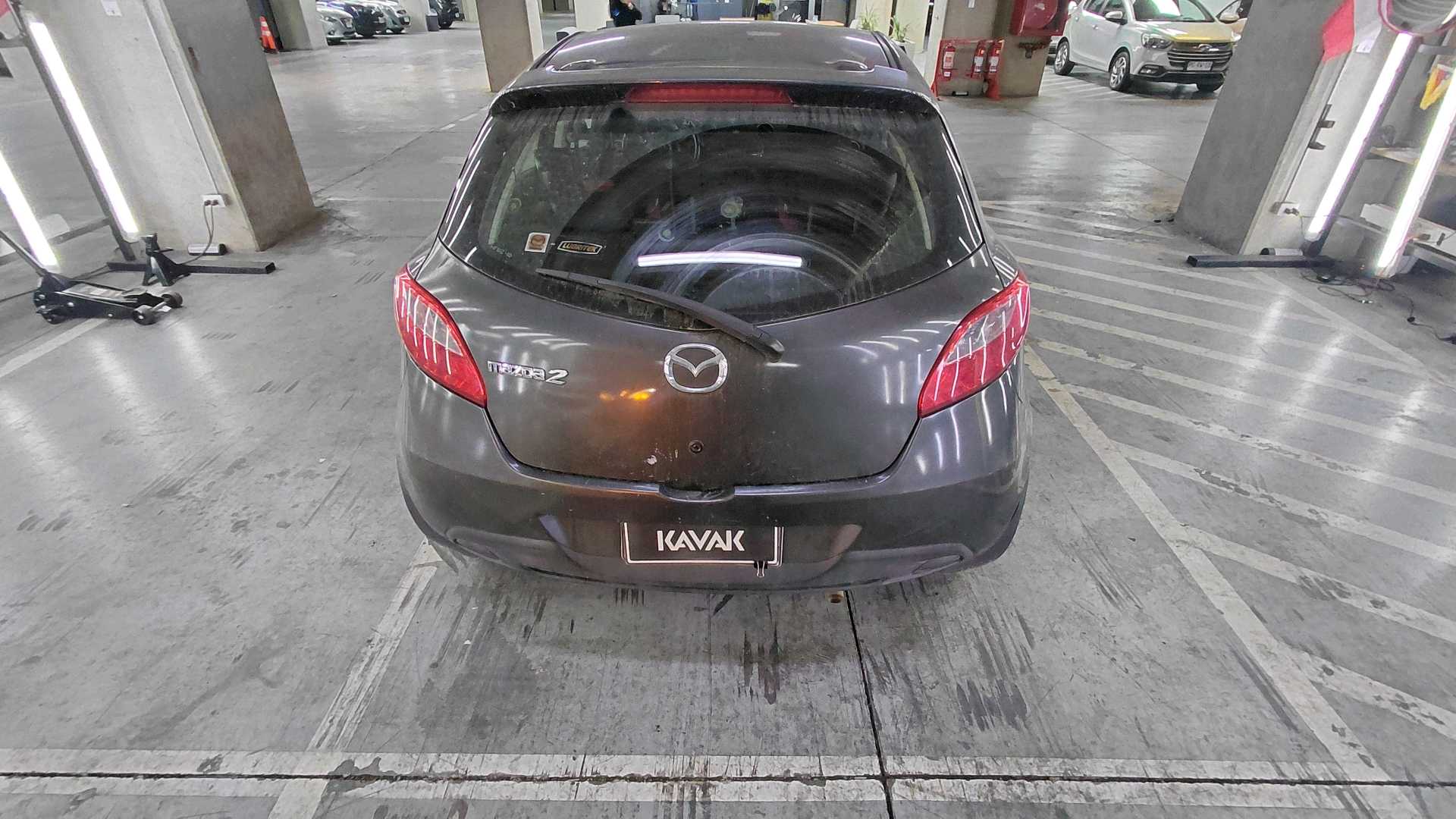 Mazda 2 — foto 4 de 5