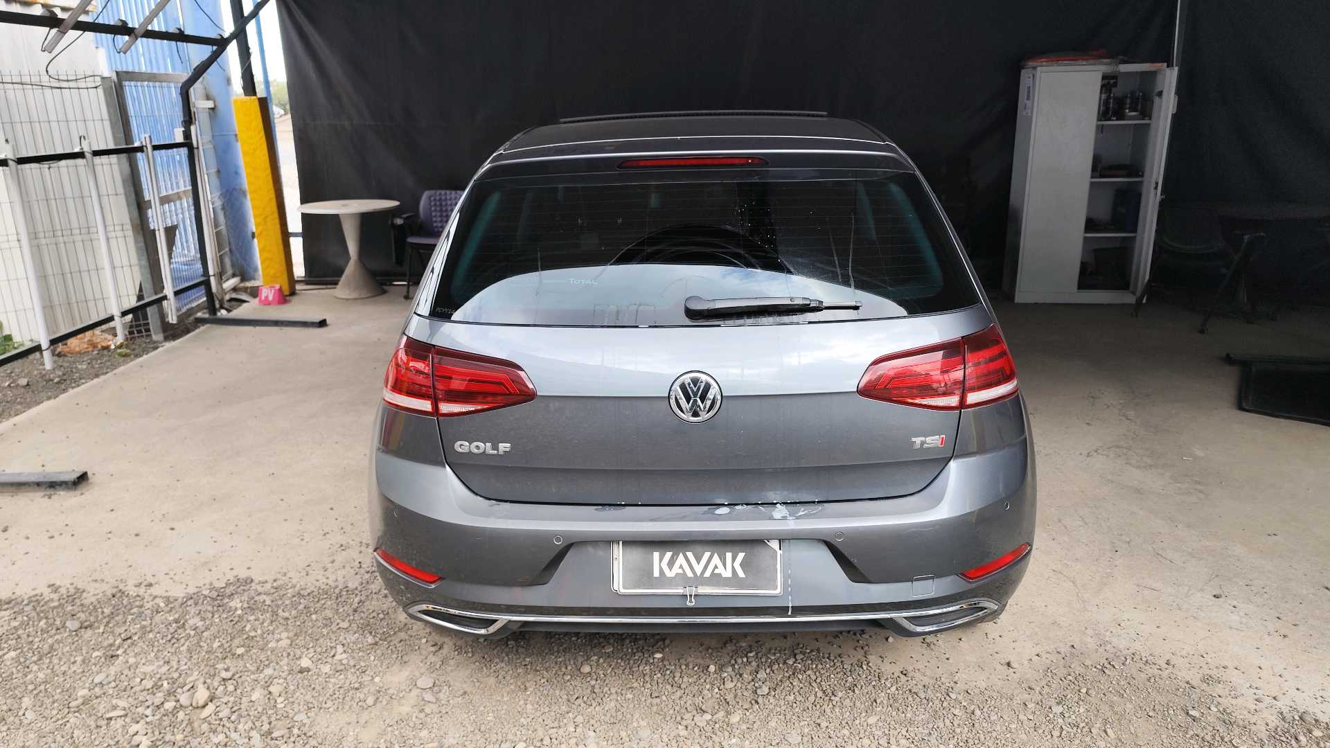 Volkswagen Golf — foto 4 de 5