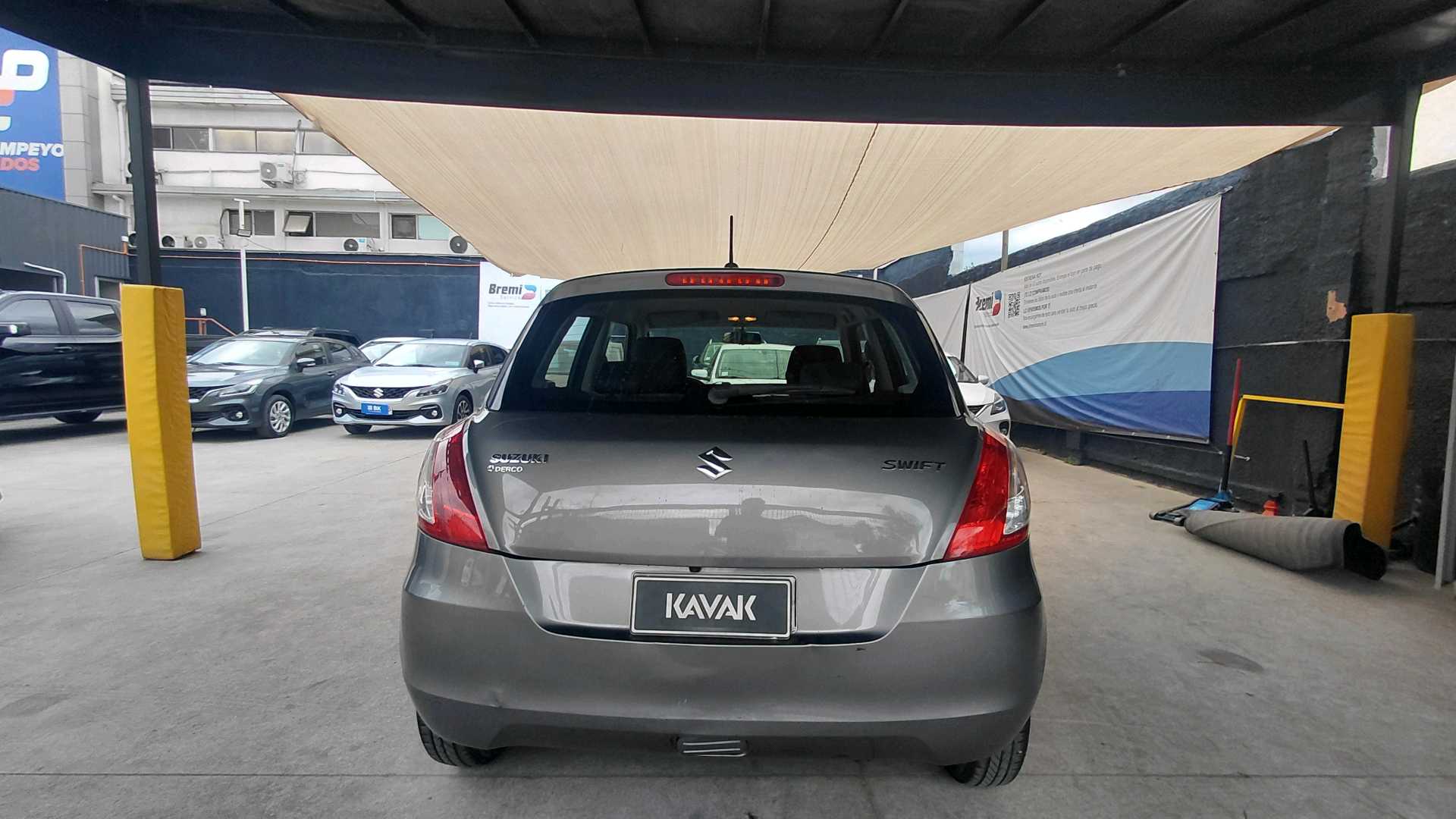 Suzuki Swift — foto 4 de 5