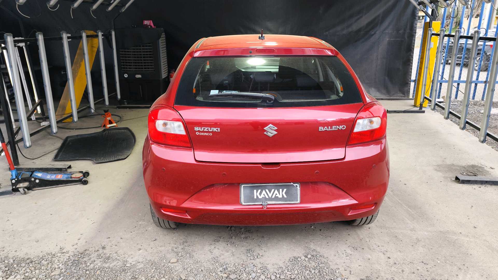 Suzuki Baleno — foto 4 de 5