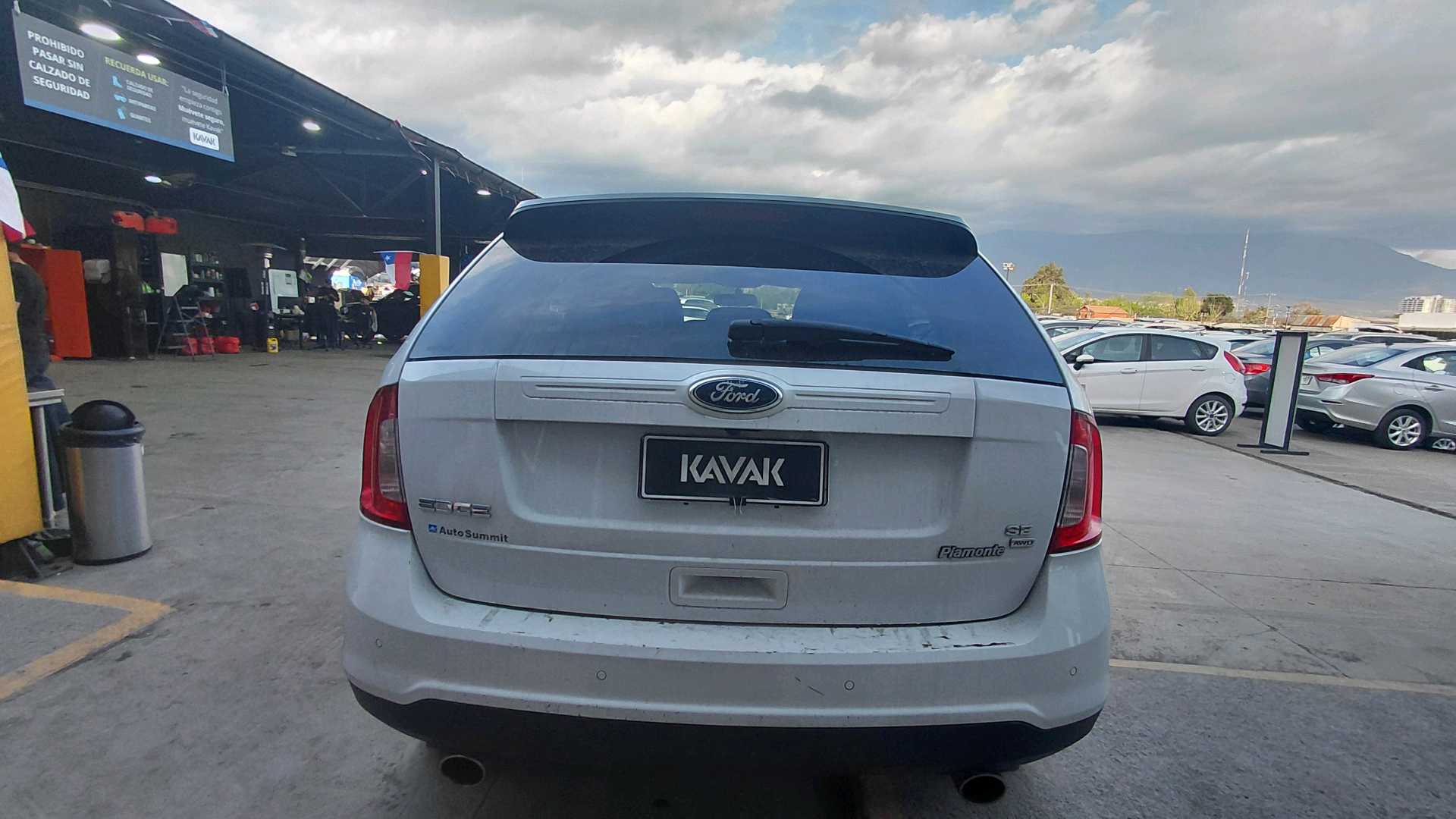Ford Edge — foto 4 de 5
