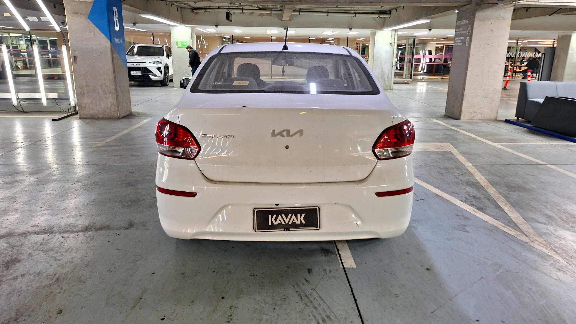 KIA Soluto — foto 4 de 5