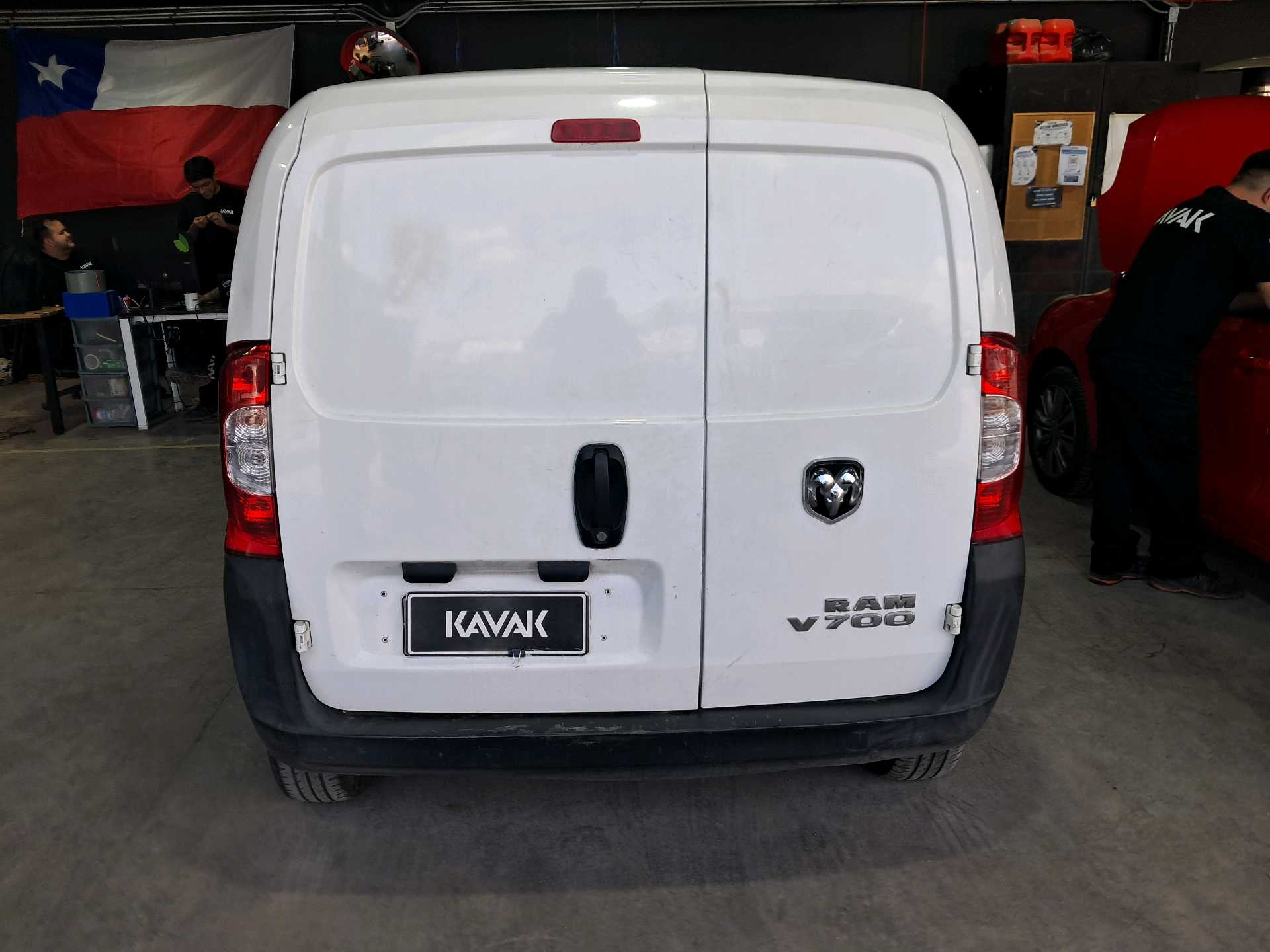 RAM Van700 — foto 4 de 5