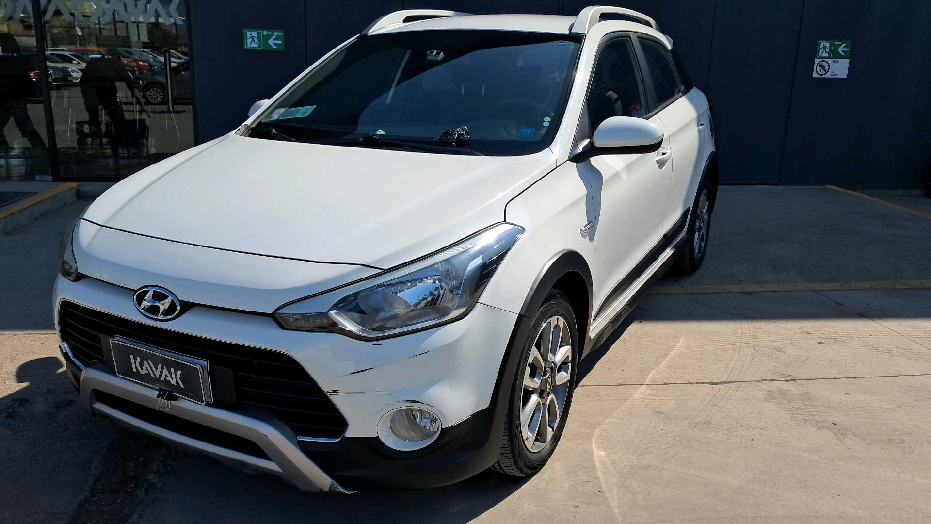 Autos Hyundai I20 1.4 ACTIVE L Hatchback 2019 usados | KAVAK Chile