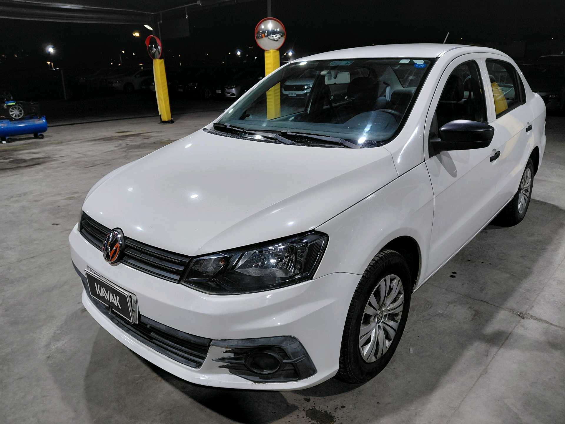 Volkswagen Voyage