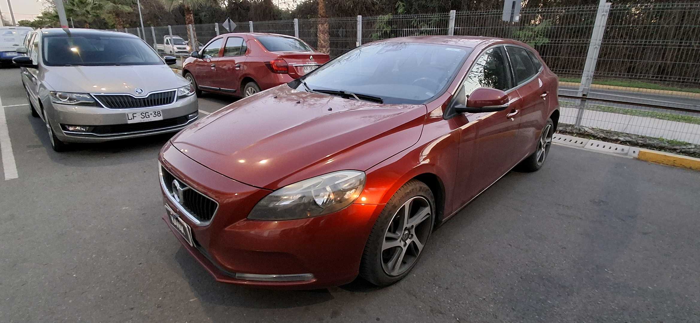 Volvo V40