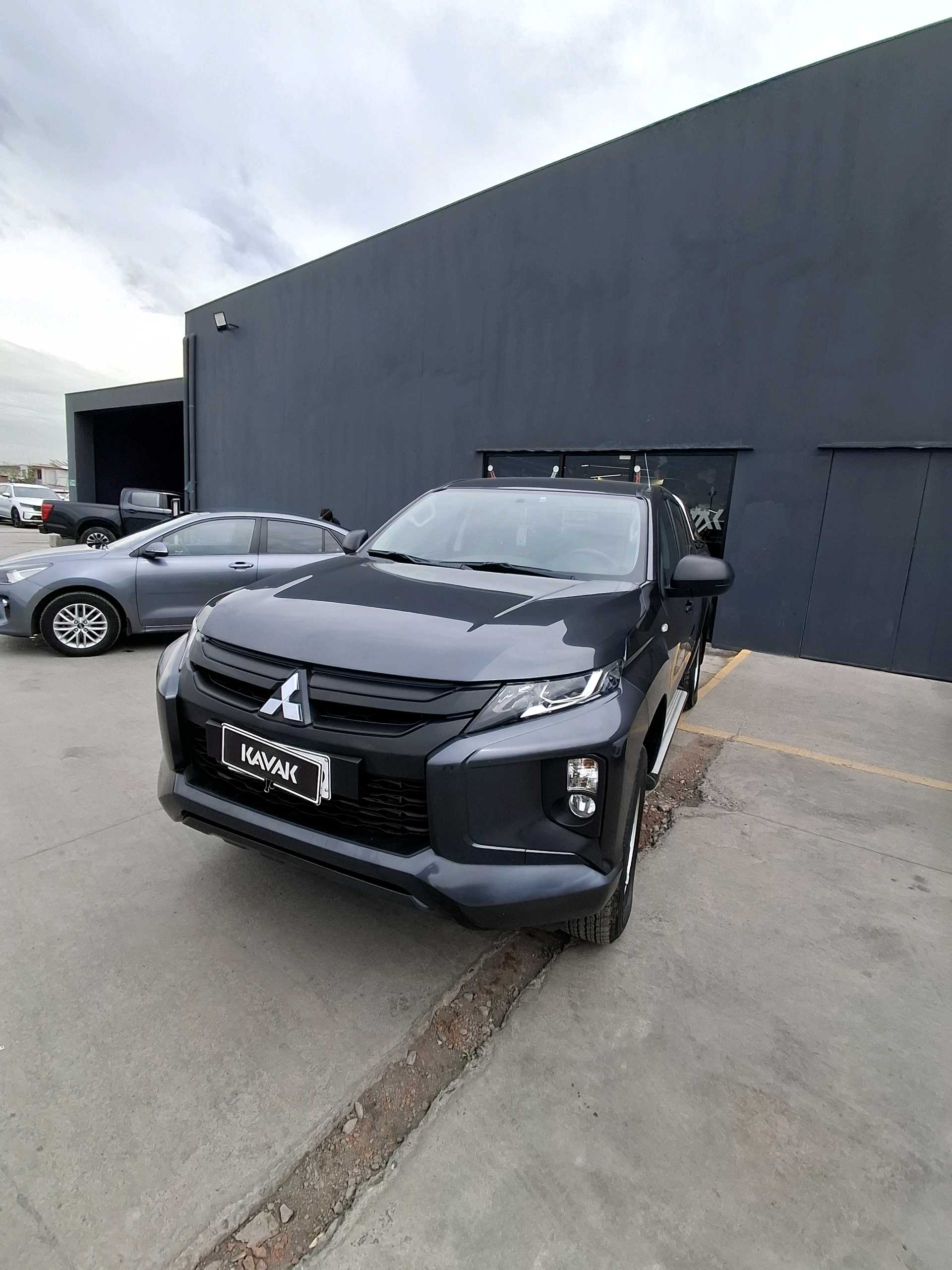 Mitsubishi L200