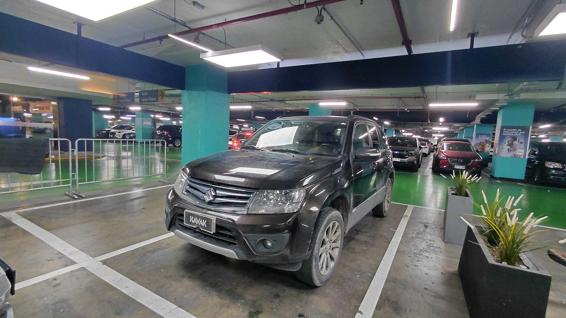 Suzuki Grandnomade