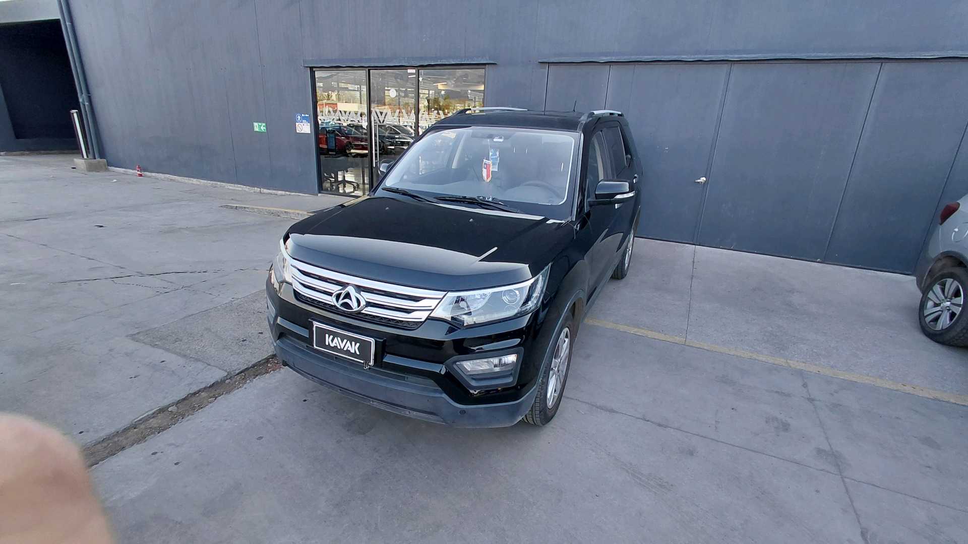 Changan Cx70 — foto 1 de 5