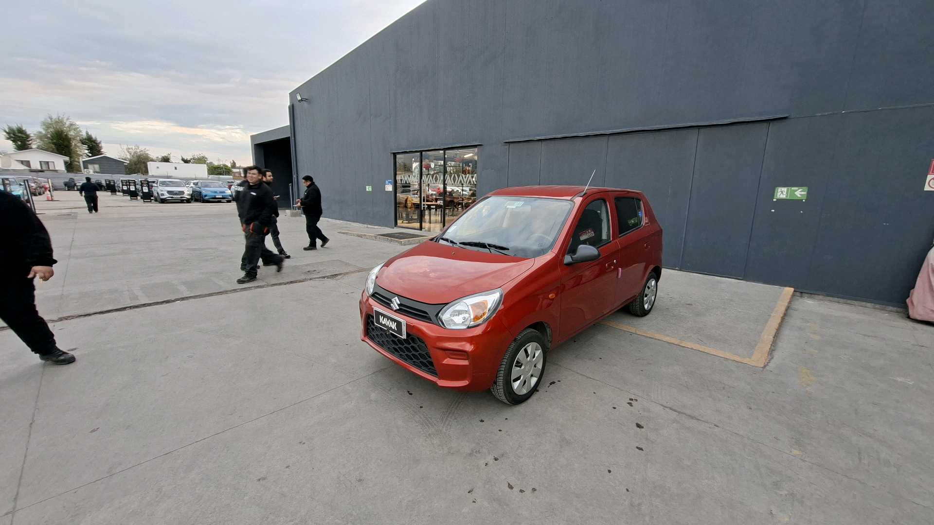 Suzuki Alto — foto 1 de 5