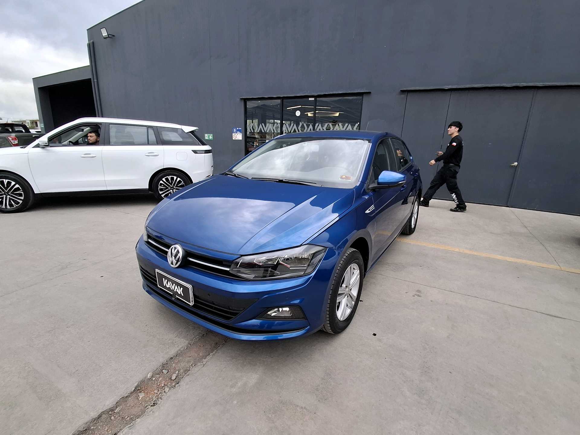 Volkswagen Polo — foto 1 de 5