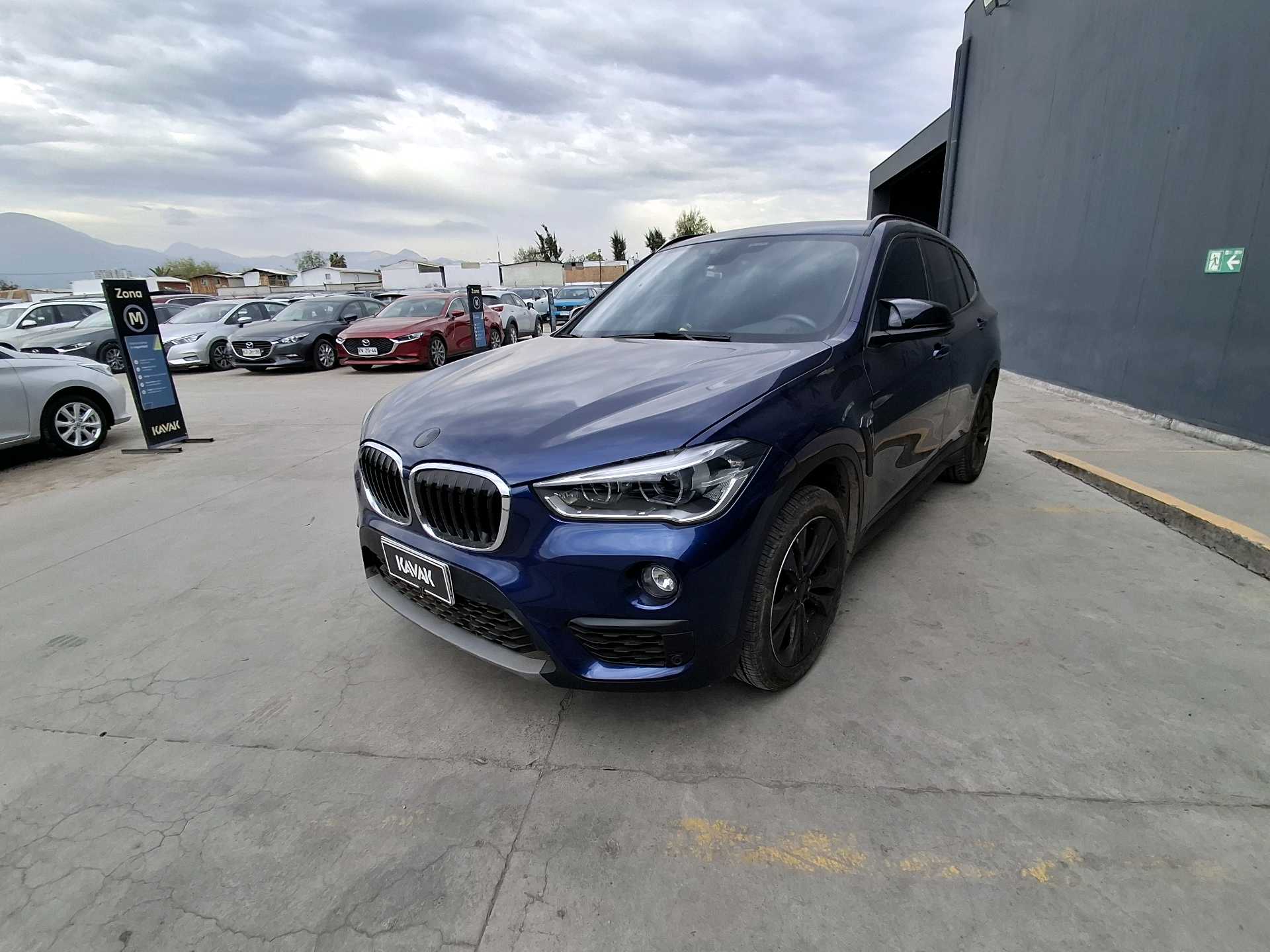 BMW X1 — foto 1 de 5